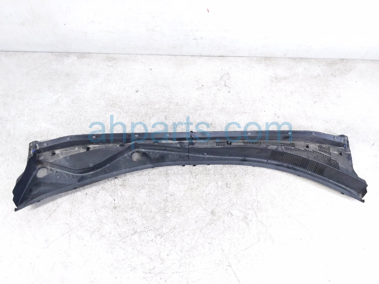Mazda WINDSHIELD COWL VENT GRILLE PANEL
