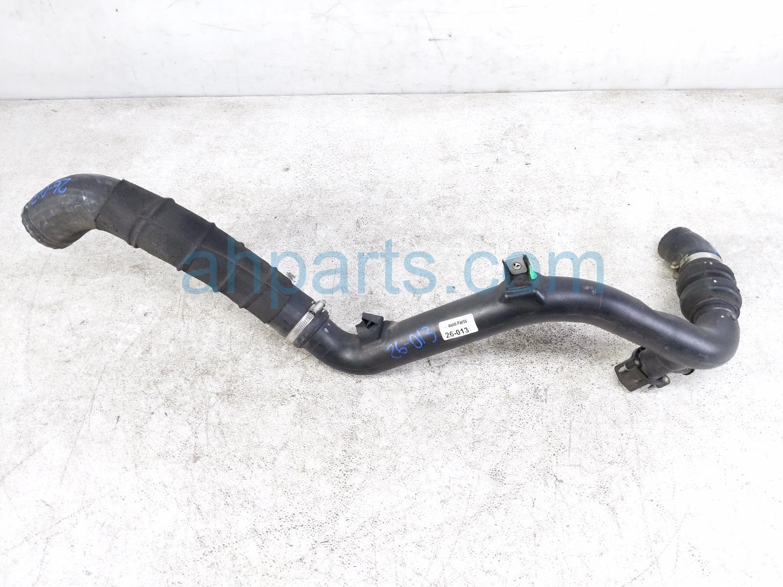 2017 Ford Fusion Intercooler Inlet Pipe 2.0t F2GZ 6C640 A Replacement 2017 Ford Fusion Intercooler Inlet Pipe 2.0t F2GZ 6C640 A Replacement thumbnail