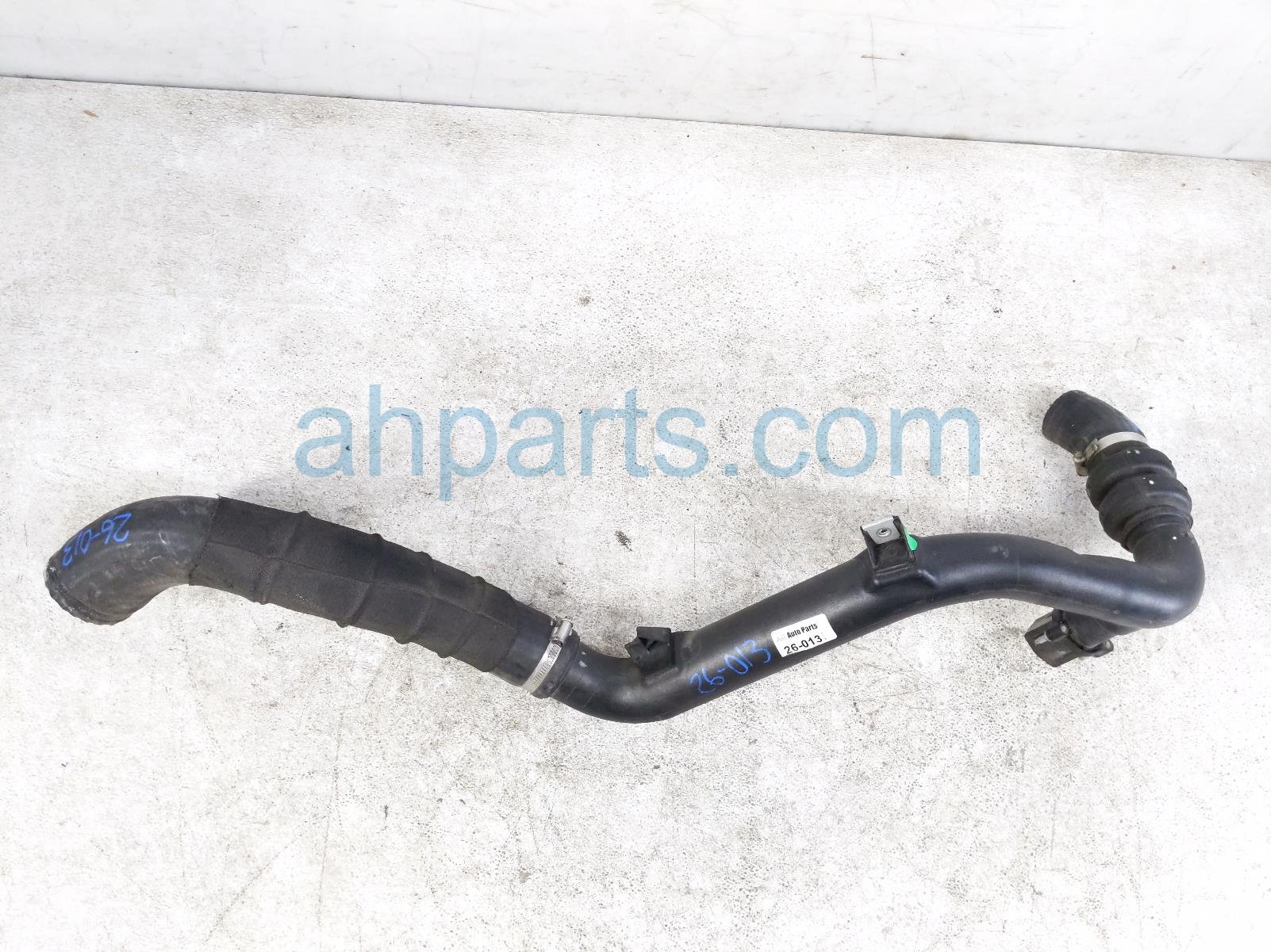 2017 Ford Fusion Intercooler Inlet Pipe 2.0t F2GZ 6C640 A Replacement 2017 Ford Fusion Intercooler Inlet Pipe 2.0t F2GZ 6C640 A Replacement thumbnail