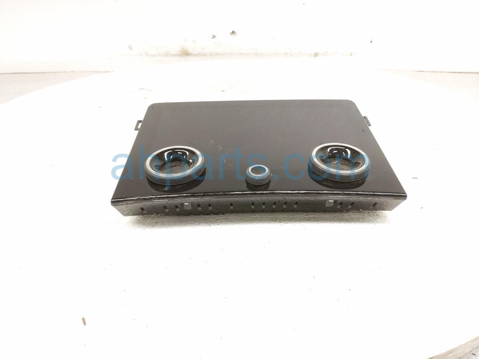 2020 Land Rover Range Rover Sport Temperature Climate Heater/ac Control(rear) JPLA 19C269 Replacement 2020 Land Rover Range Rover Sport Temperature Climate Heater/ac Control(rear) JPLA 19C269 Replacement thumbnail