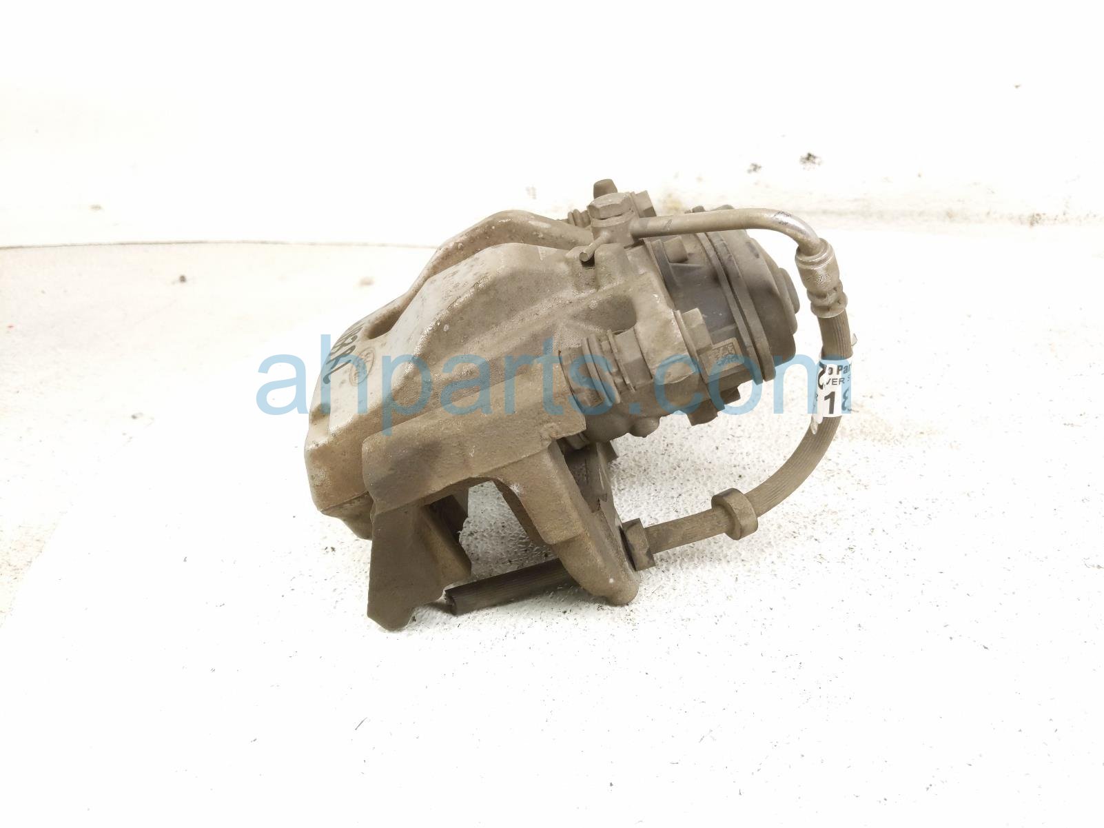 2020 Land Rover Range Rover Sport Rear Driver Brake Caliper LR102245 Replacement 2020 Land Rover Range Rover Sport Rear Driver Brake Caliper LR102245 Replacement thumbnail