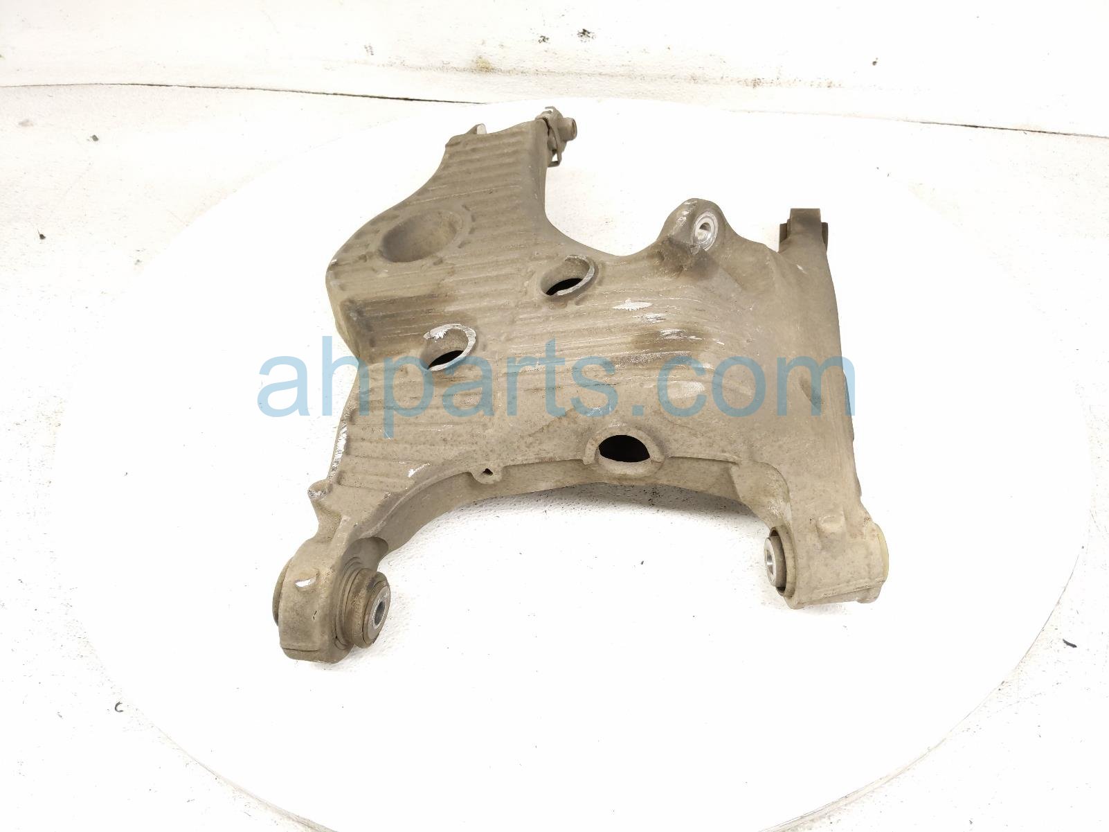 2020 Land Rover Range Rover Sport Rear Passenger Spring Seat Lower Control Arm LR181150 Replacement 2020 Land Rover Range Rover Sport Rear Passenger Spring Seat Lower Control Arm LR181150 Replacement thumbnail