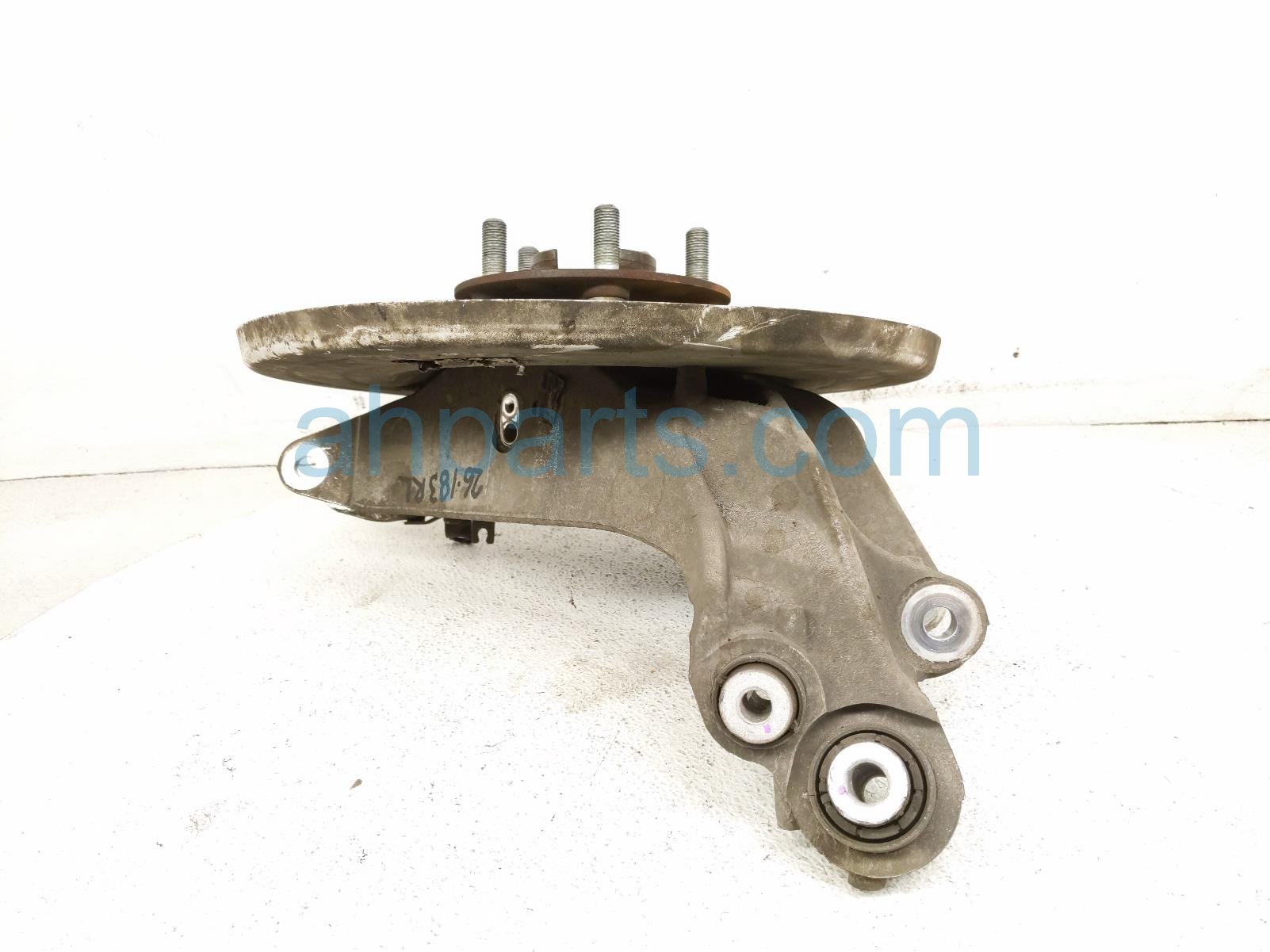 2020 Land Rover Range Rover Sport Axle Stub Rear Driver Spindle Knuckle Hub Awd LR142579 Replacement 2020 Land Rover Range Rover Sport Axle Stub Rear Driver Spindle Knuckle Hub Awd LR142579 Replacement thumbnail