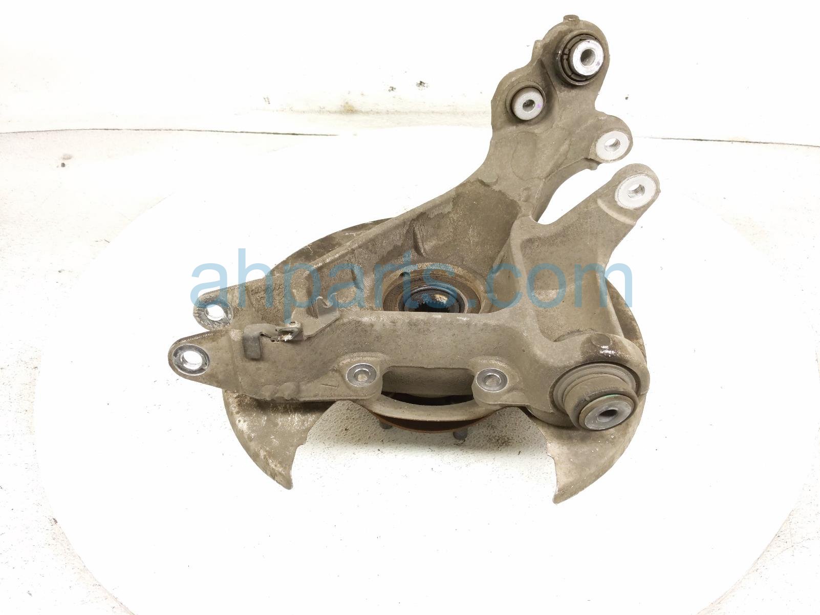 2020 Land Rover Range Rover Sport Axle Stub Rear Driver Spindle Knuckle Hub Awd LR142579 Replacement 2020 Land Rover Range Rover Sport Axle Stub Rear Driver Spindle Knuckle Hub Awd LR142579 Replacement thumbnail