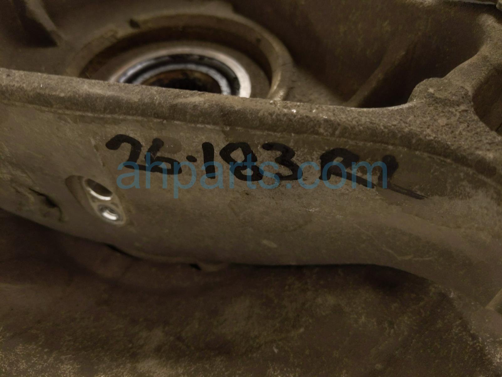 2020 Land Rover Range Rover Sport Axle Stub Rear Driver Spindle Knuckle Hub Awd LR142579 Replacement 2020 Land Rover Range Rover Sport Axle Stub Rear Driver Spindle Knuckle Hub Awd LR142579 Replacement thumbnail