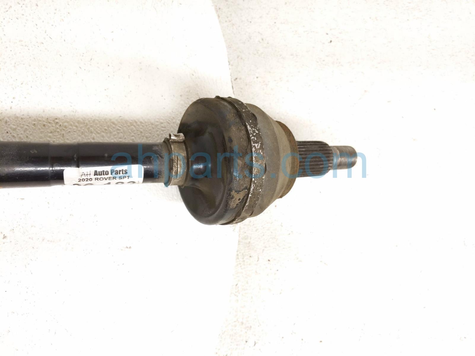2020 Land Rover Range Rover Sport Rear Passenger Cv Axle Drive Shaft LR161701 Replacement 2020 Land Rover Range Rover Sport Rear Passenger Cv Axle Drive Shaft LR161701 Replacement thumbnail