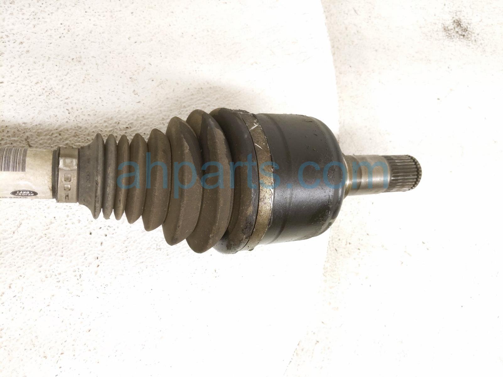 2020 Land Rover Range Rover Sport Rear Driver Cv Axle Drive Shaft LR161703 Replacement 2020 Land Rover Range Rover Sport Rear Driver Cv Axle Drive Shaft LR161703 Replacement thumbnail