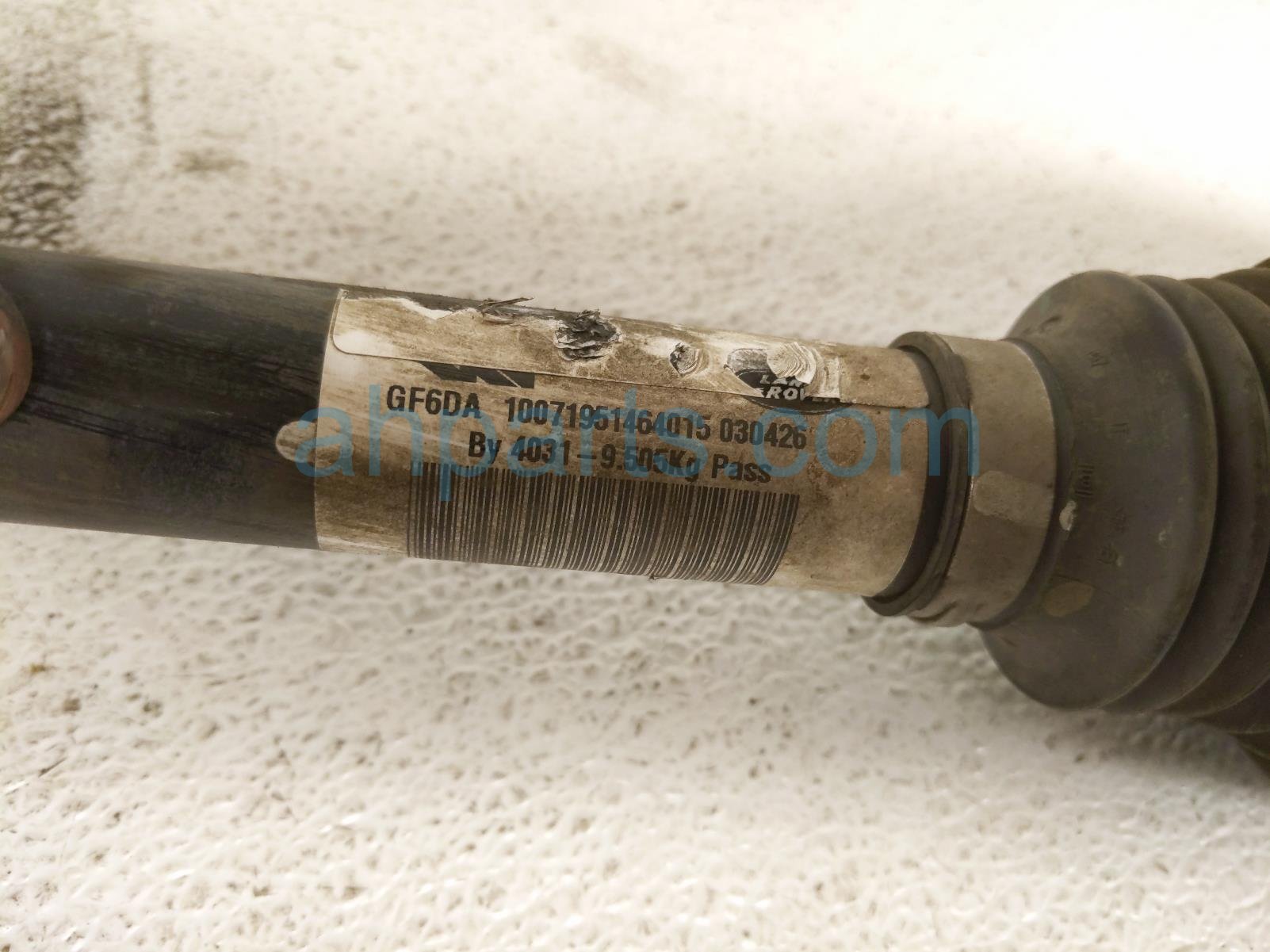 2020 Land Rover Range Rover Sport Rear Driver Cv Axle Drive Shaft LR161703 Replacement 2020 Land Rover Range Rover Sport Rear Driver Cv Axle Drive Shaft LR161703 Replacement thumbnail