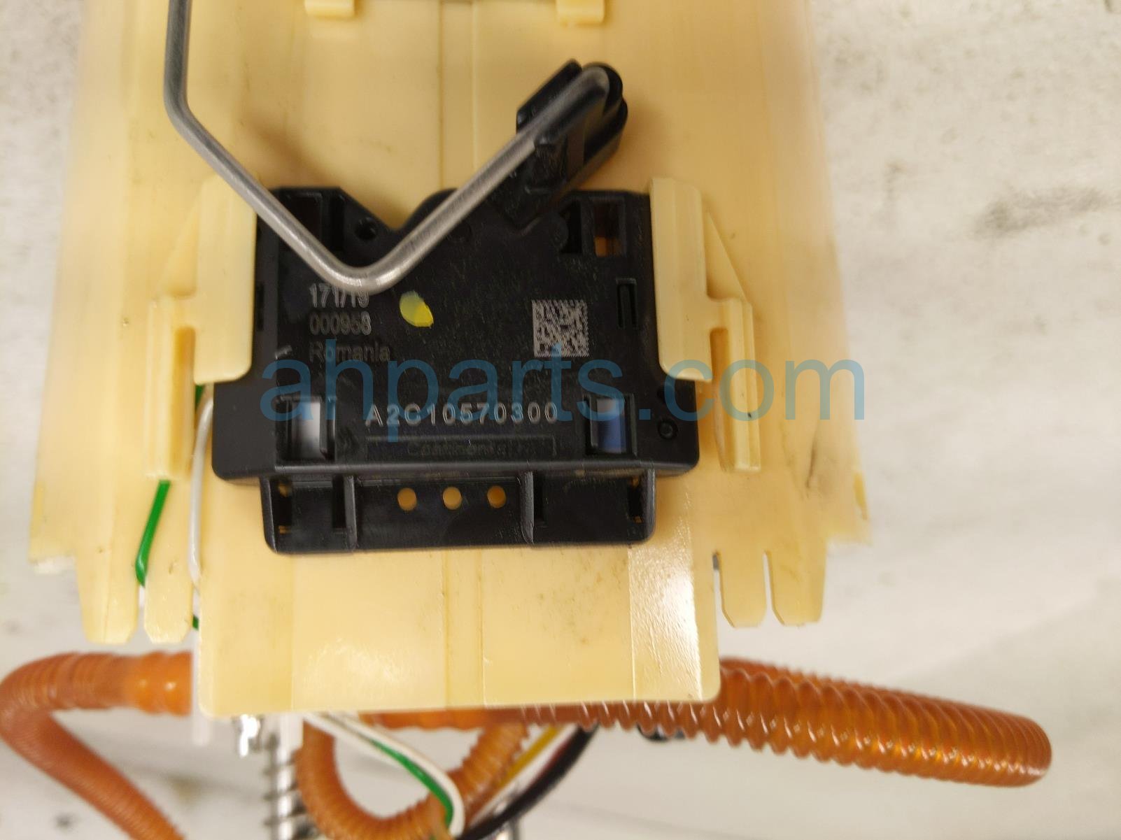 2020 Land Rover Range Rover Sport Gas / Fuel Pump (tank Mounted) LR101793 Replacement 2020 Land Rover Range Rover Sport Gas / Fuel Pump (tank Mounted) LR101793 Replacement thumbnail
