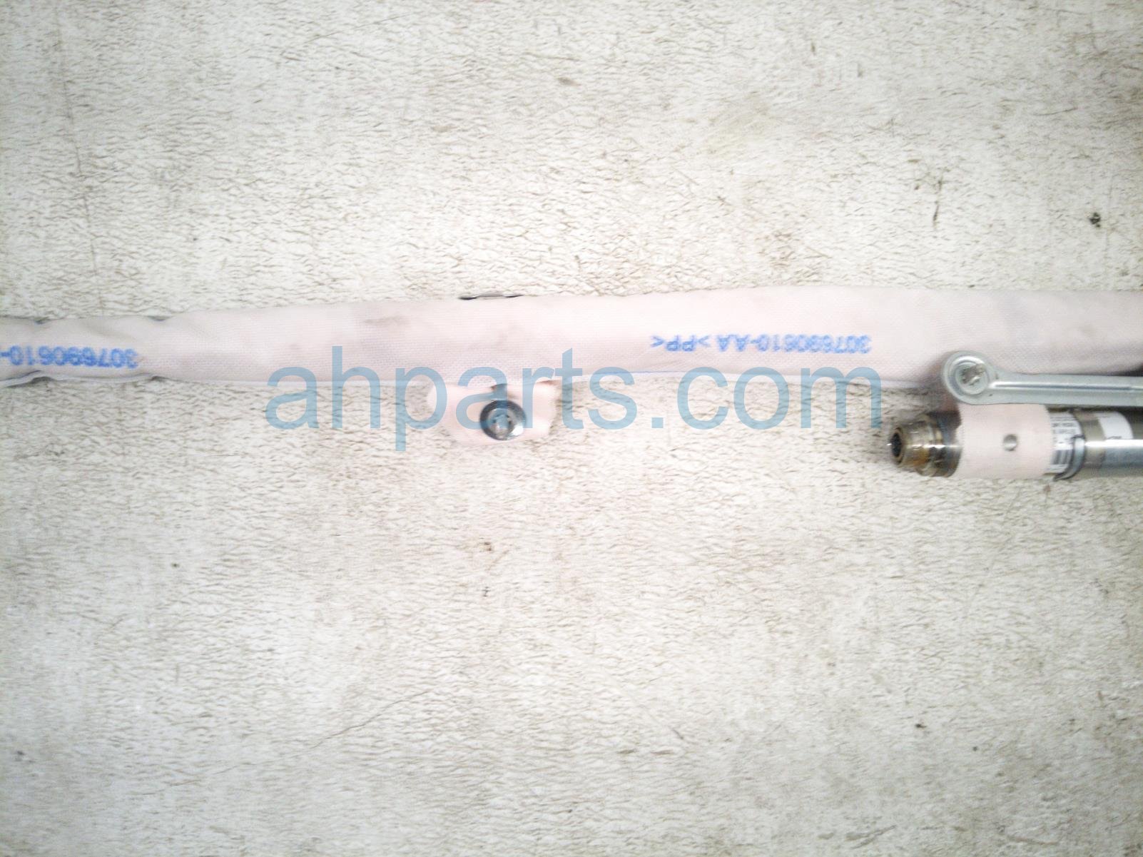 2020 Land Rover Range Rover Sport Passenger Roof Curtain Airbag LR043056 Replacement 2020 Land Rover Range Rover Sport Passenger Roof Curtain Airbag LR043056 Replacement thumbnail