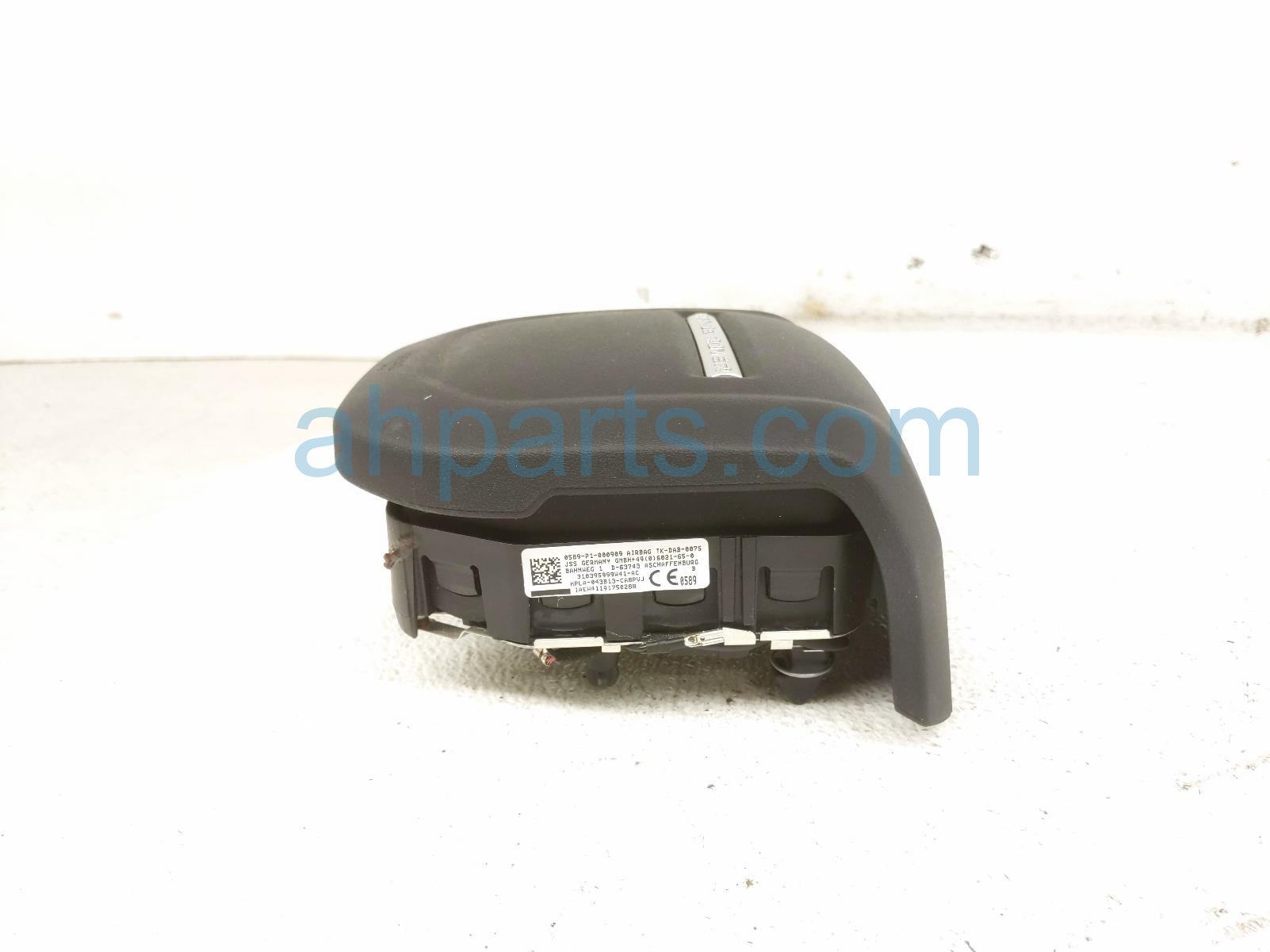 2020 Land Rover Range Rover Sport Driver Wheel Airbag LR101321 Replacement 2020 Land Rover Range Rover Sport Driver Wheel Airbag LR101321 Replacement thumbnail