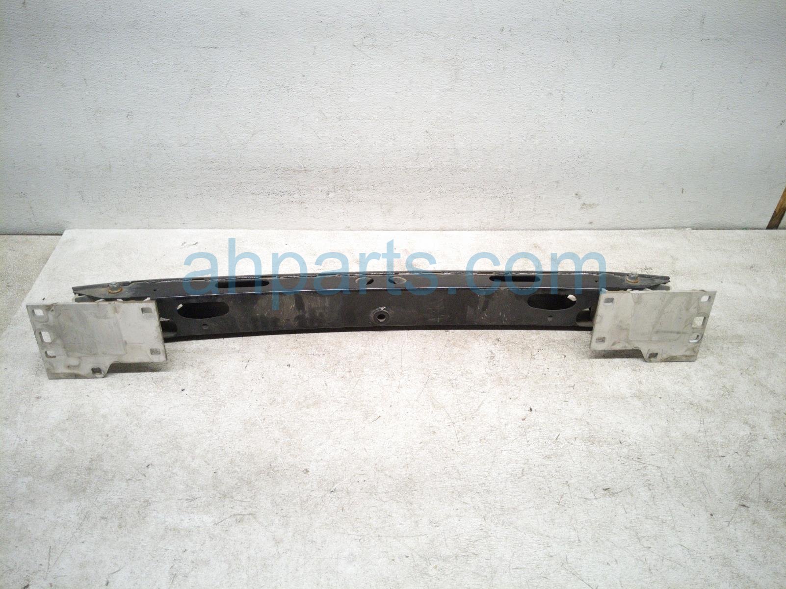 2020 Land Rover Range Rover Sport Beam Rear Bumper Reinforcement Bar LR116875 Replacement 2020 Land Rover Range Rover Sport Beam Rear Bumper Reinforcement Bar LR116875 Replacement thumbnail