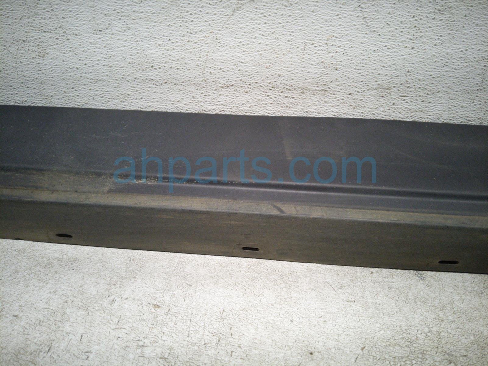 2020 Land Rover Range Rover Sport Rocker Trim Passenger Side Skirt / Molding Black LR037825 Replacement 2020 Land Rover Range Rover Sport Rocker Trim Passenger Side Skirt / Molding Black LR037825 Replacement thumbnail