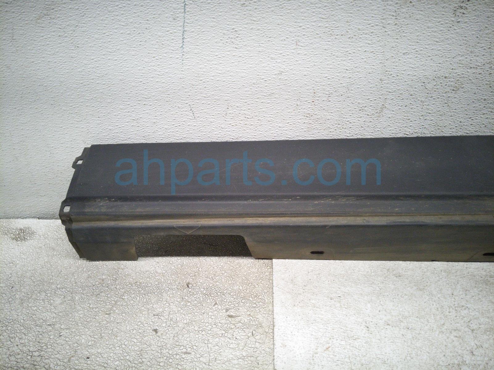 2020 Land Rover Range Rover Sport Rocker Trim Passenger Side Skirt / Molding Black LR037825 Replacement 2020 Land Rover Range Rover Sport Rocker Trim Passenger Side Skirt / Molding Black LR037825 Replacement thumbnail