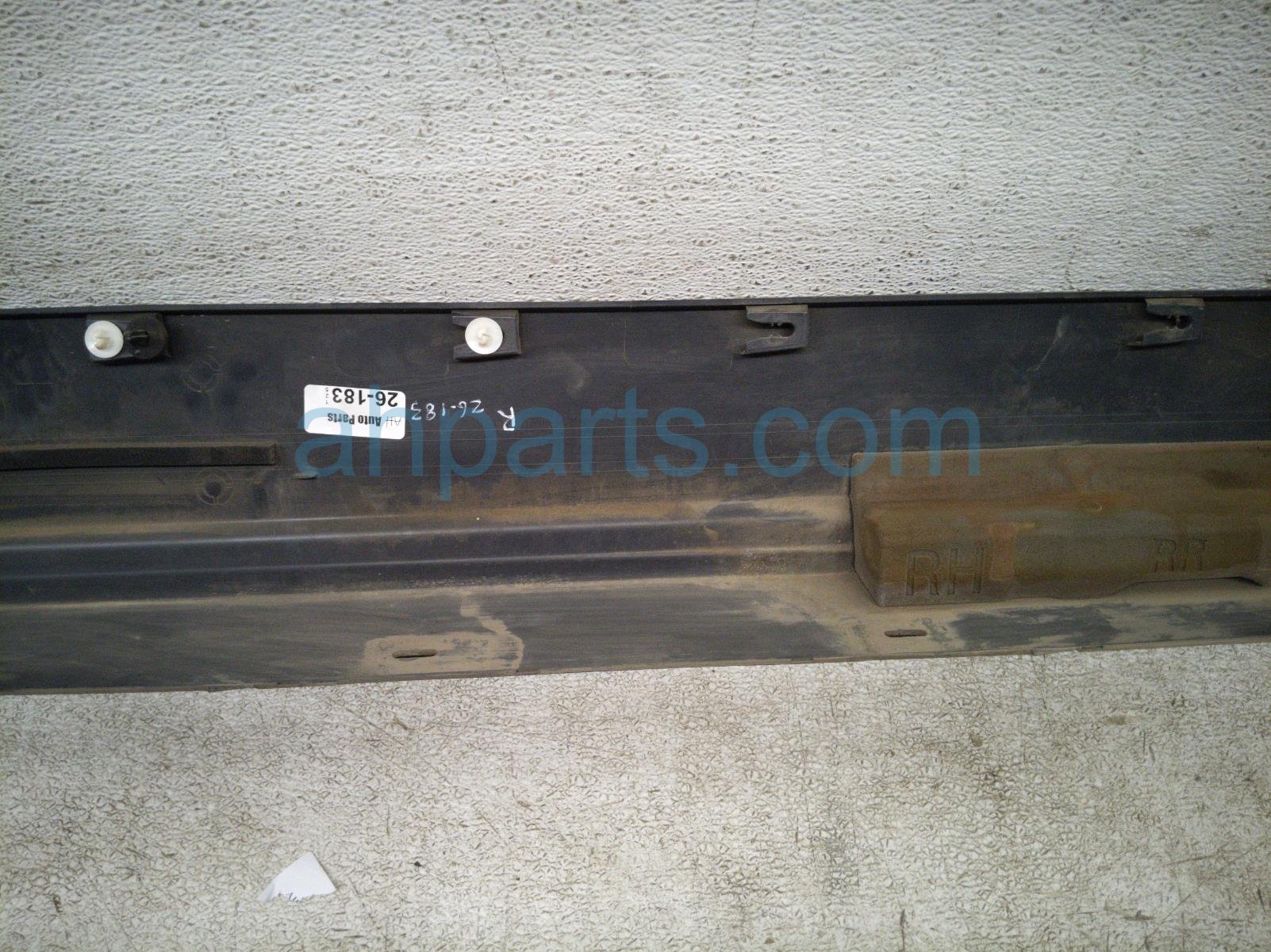 2020 Land Rover Range Rover Sport Rocker Trim Passenger Side Skirt / Molding Black LR037825 Replacement 2020 Land Rover Range Rover Sport Rocker Trim Passenger Side Skirt / Molding Black LR037825 Replacement thumbnail