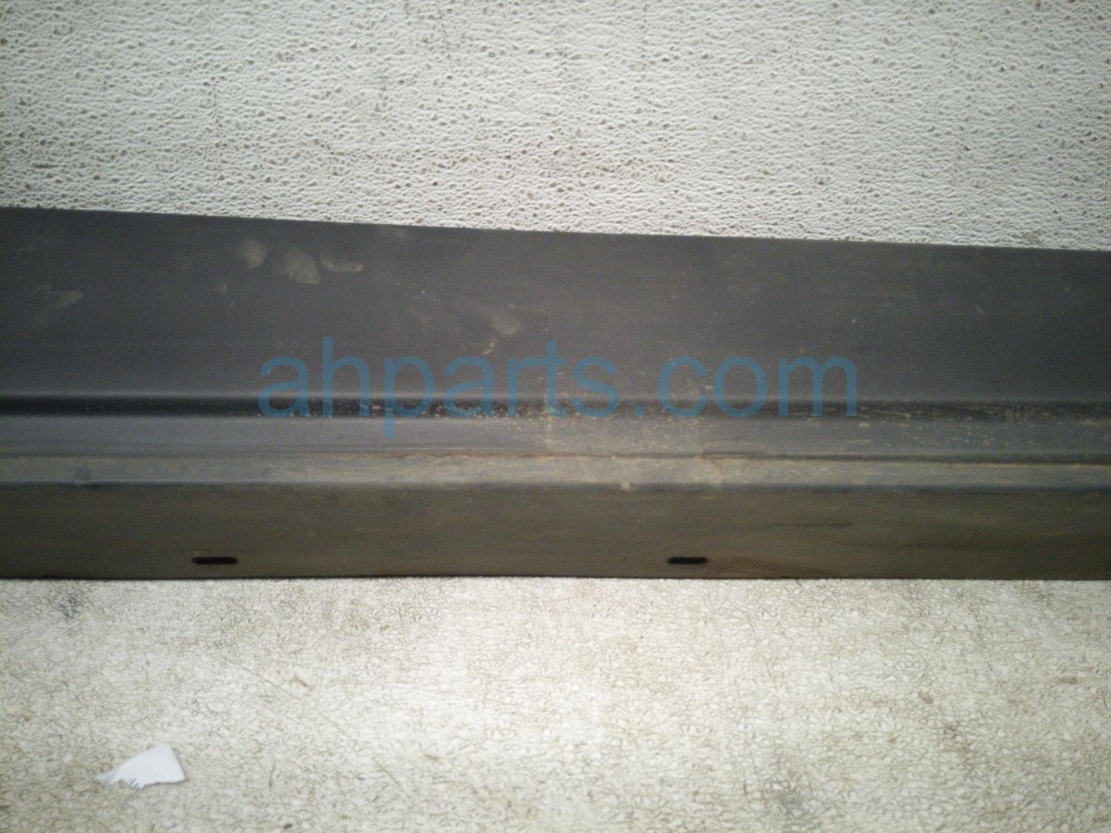 2020 Land Rover Range Rover Sport Rocker Trim Driver Side Skirt / Molding Black LR037826 Replacement 2020 Land Rover Range Rover Sport Rocker Trim Driver Side Skirt / Molding Black LR037826 Replacement thumbnail