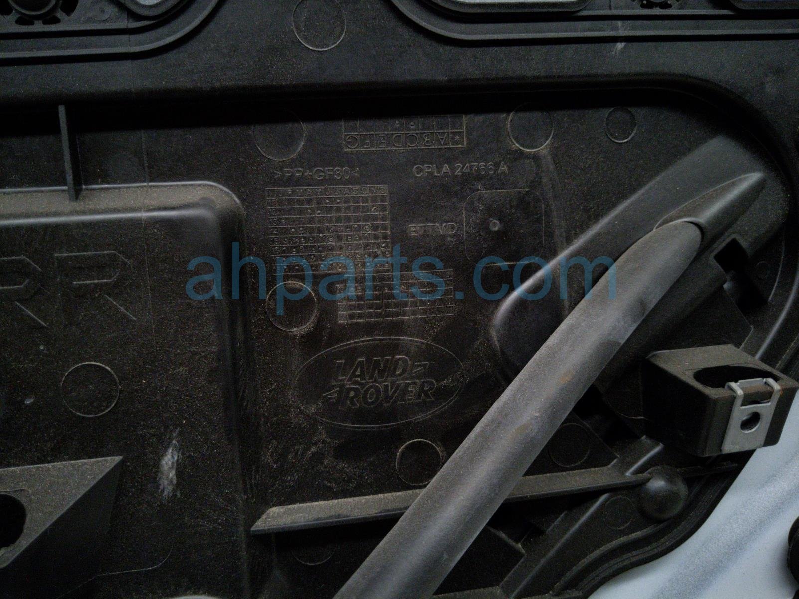 2020 Land Rover Range Rover Sport Rear Passenger Door White No Inside Trim LR044228 Replacement 2020 Land Rover Range Rover Sport Rear Passenger Door White No Inside Trim LR044228 Replacement thumbnail