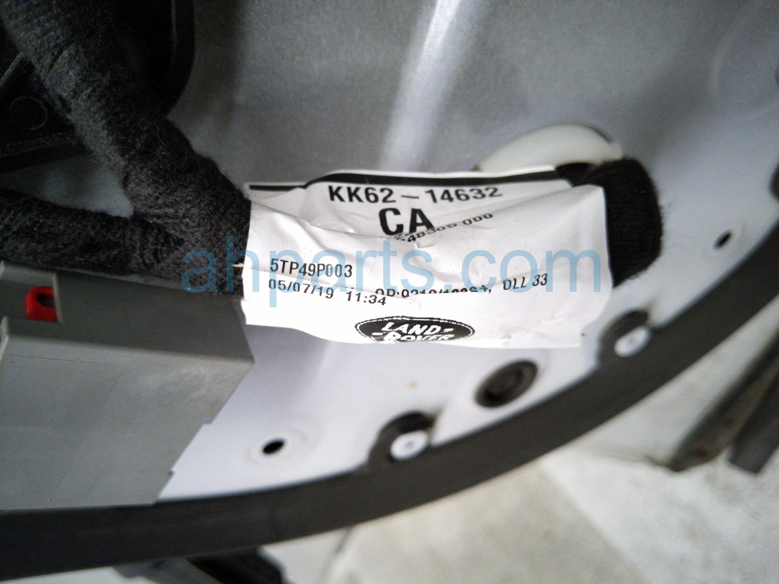 2020 Land Rover Range Rover Sport Rear Passenger Door White No Inside Trim LR044228 Replacement 2020 Land Rover Range Rover Sport Rear Passenger Door White No Inside Trim LR044228 Replacement thumbnail