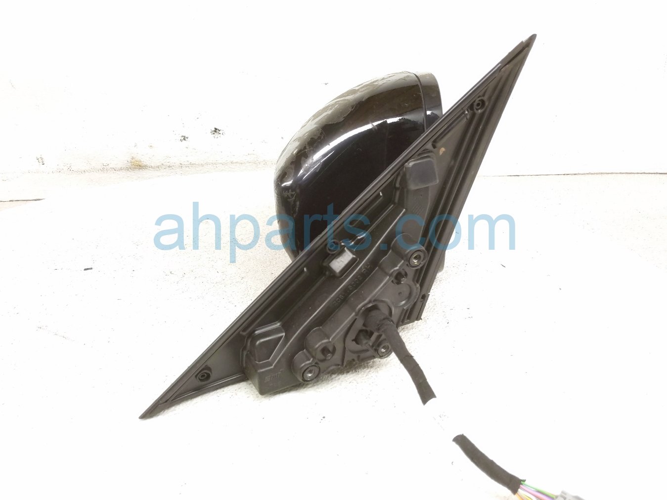 2020 Land Rover Range Rover Sport Rear Passenger Side View Mirror Black LR135724 Replacement 2020 Land Rover Range Rover Sport Rear Passenger Side View Mirror Black LR135724 Replacement thumbnail