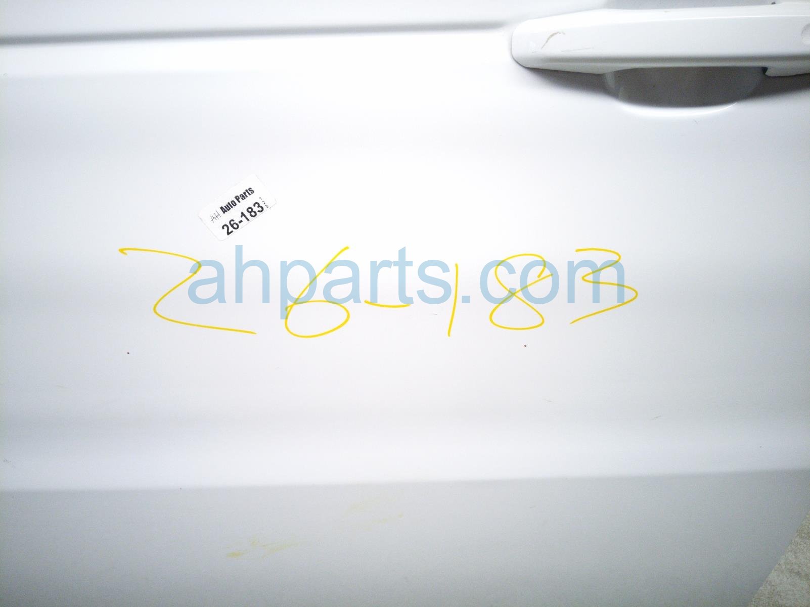 2020 Land Rover Range Rover Sport Front Driver Door White No Mirror/trim LR153952 Replacement 2020 Land Rover Range Rover Sport Front Driver Door White No Mirror/trim LR153952 Replacement thumbnail