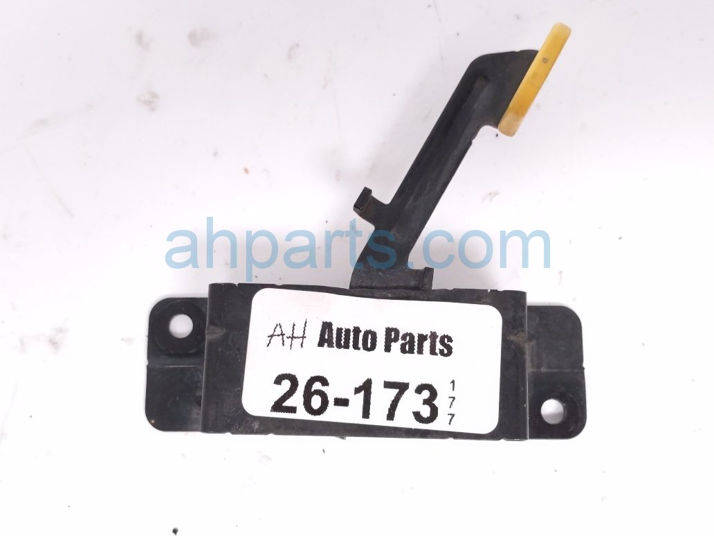 2017 Chevy Malibu Hood Lock / Latch Assy 72117496283 Replacement 2017 Chevy Malibu Hood Lock / Latch Assy 72117496283 Replacement thumbnail