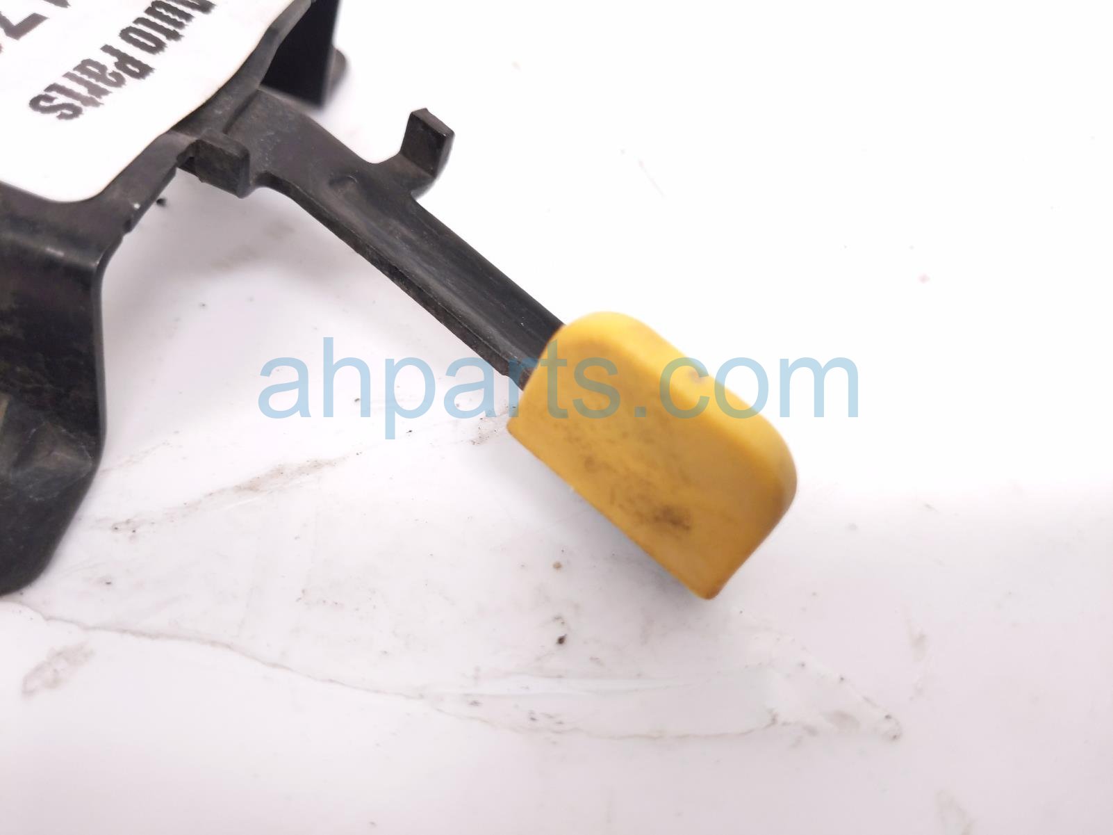2017 Chevy Malibu Hood Lock / Latch Assy 72117496283 Replacement 2017 Chevy Malibu Hood Lock / Latch Assy 72117496283 Replacement thumbnail