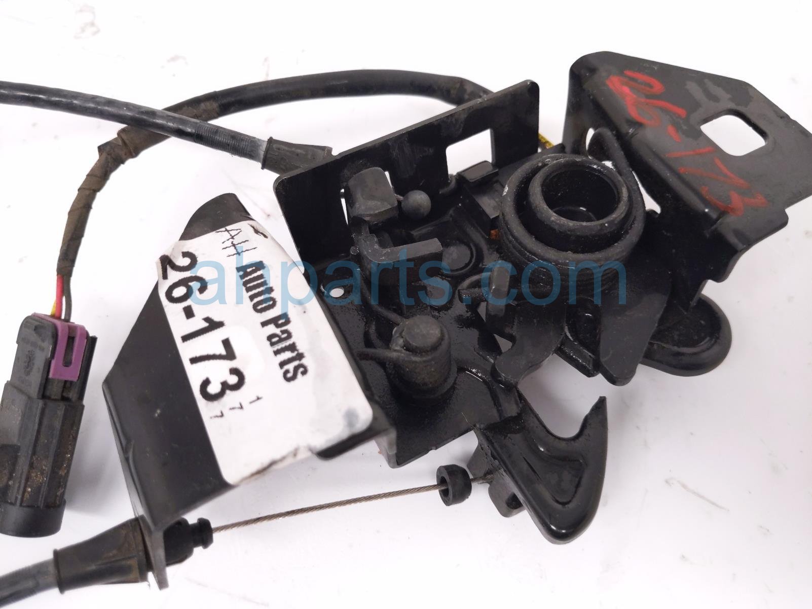2017 Chevy Malibu Driver Hood Lock / Latch Assy 51 23 7 468 347 Replacement 2017 Chevy Malibu Driver Hood Lock / Latch Assy 51 23 7 468 347 Replacement thumbnail