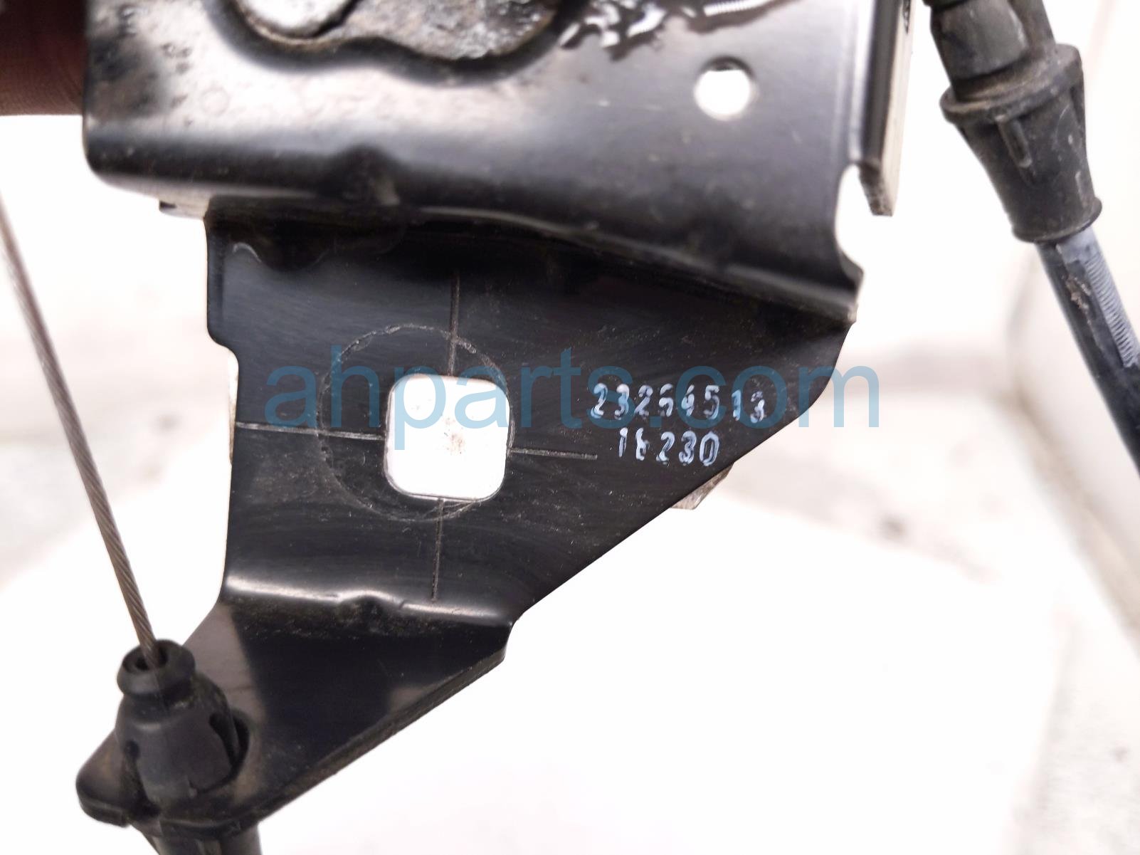 2017 Chevy Malibu Driver Hood Lock / Latch Assy 51 23 7 468 347 Replacement 2017 Chevy Malibu Driver Hood Lock / Latch Assy 51 23 7 468 347 Replacement thumbnail