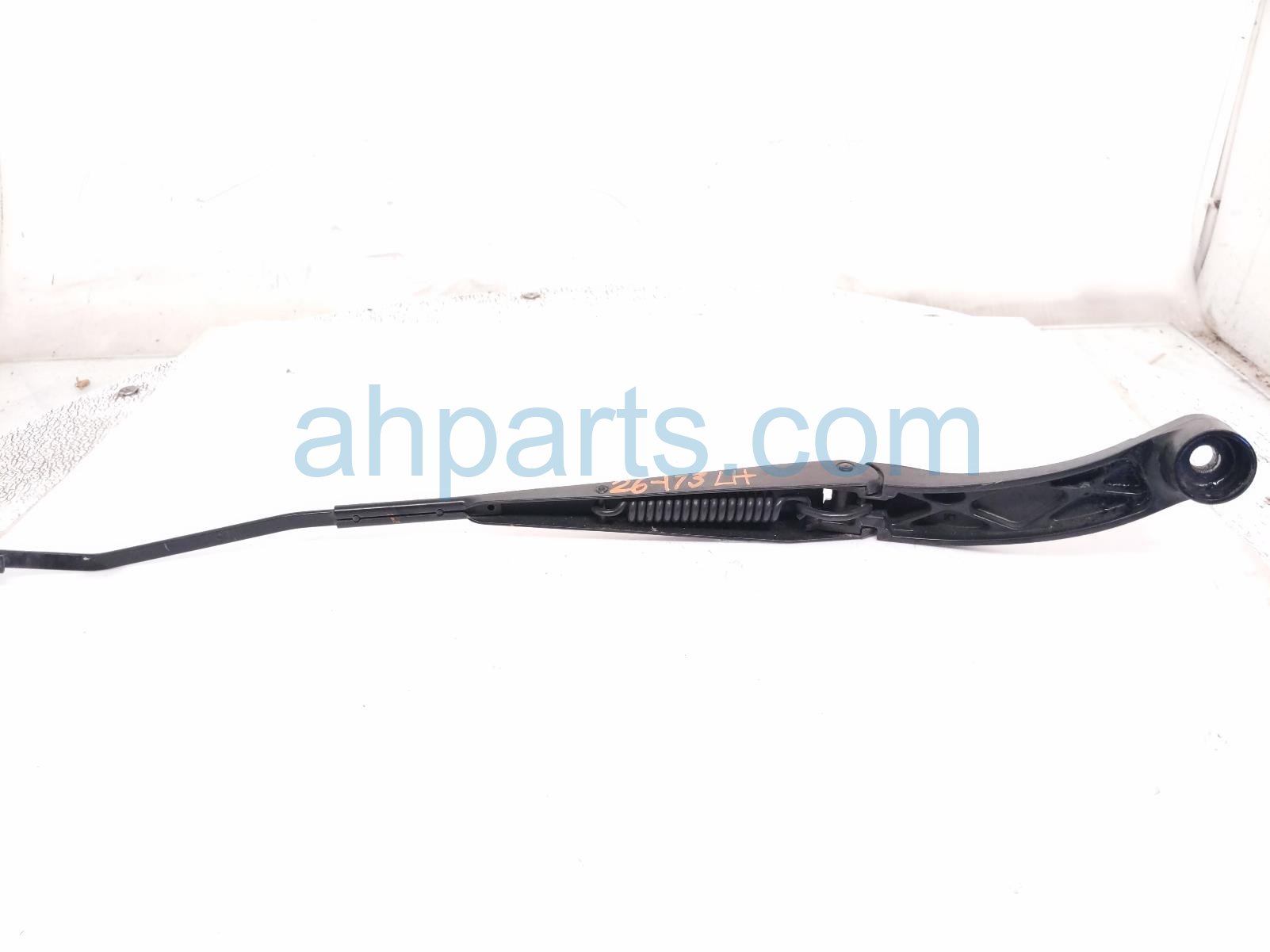 2017 Chevy Malibu Driver Windshield Wiper Arm 23353585 Replacement 2017 Chevy Malibu Driver Windshield Wiper Arm 23353585 Replacement thumbnail