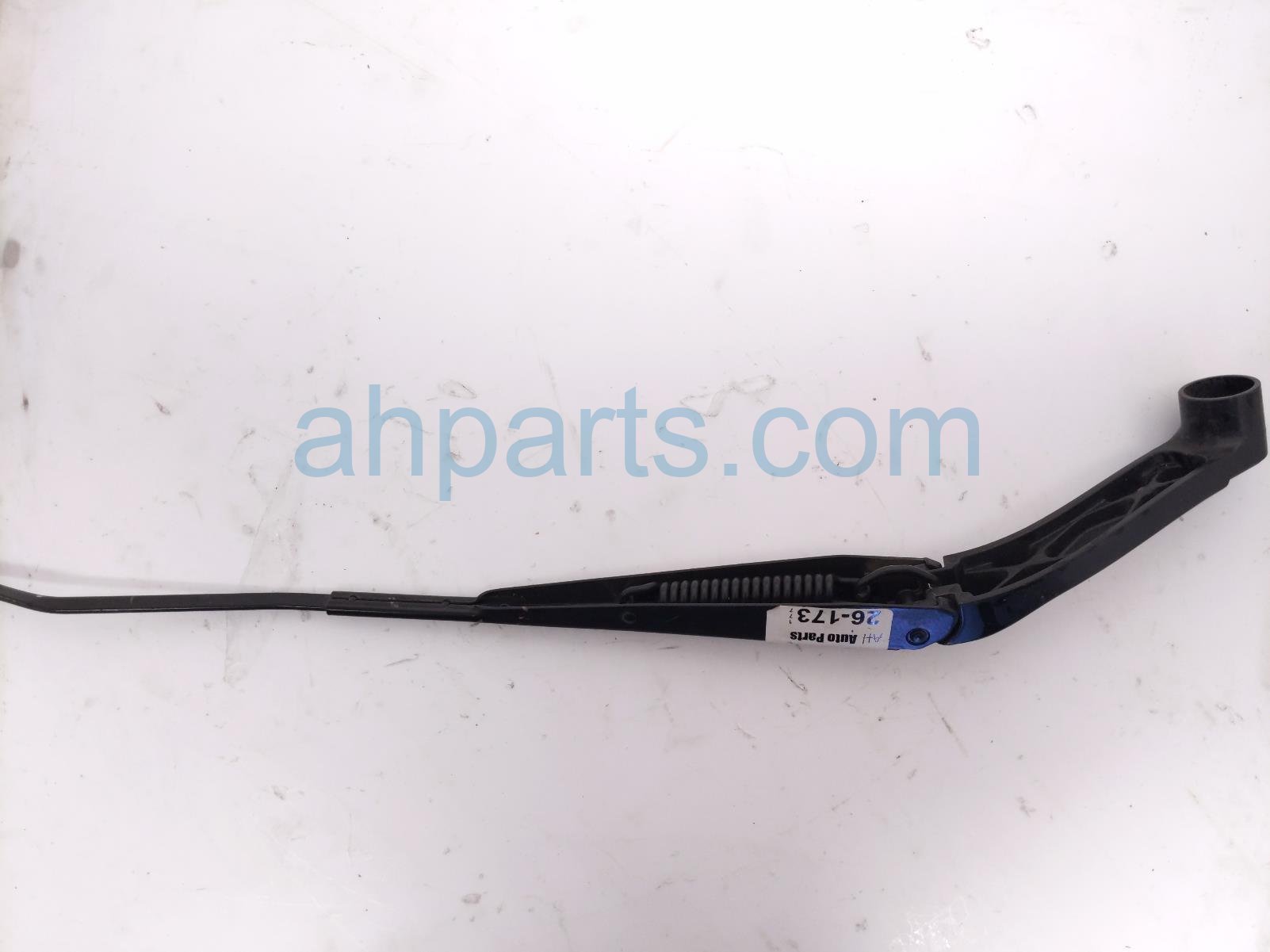 2017 Chevy Malibu Driver Windshield Wiper Arm 23353585 Replacement 2017 Chevy Malibu Driver Windshield Wiper Arm 23353585 Replacement thumbnail