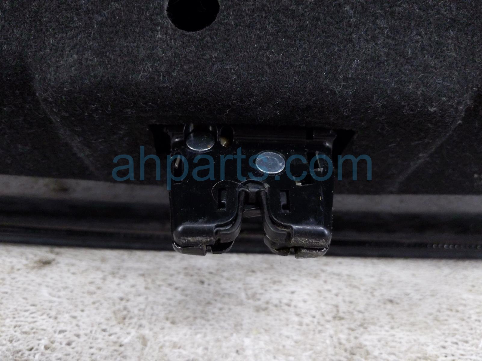 2017 Chevy Malibu Trunk / Decklid Black 84538677 Replacement 2017 Chevy Malibu Trunk / Decklid Black 84538677 Replacement thumbnail
