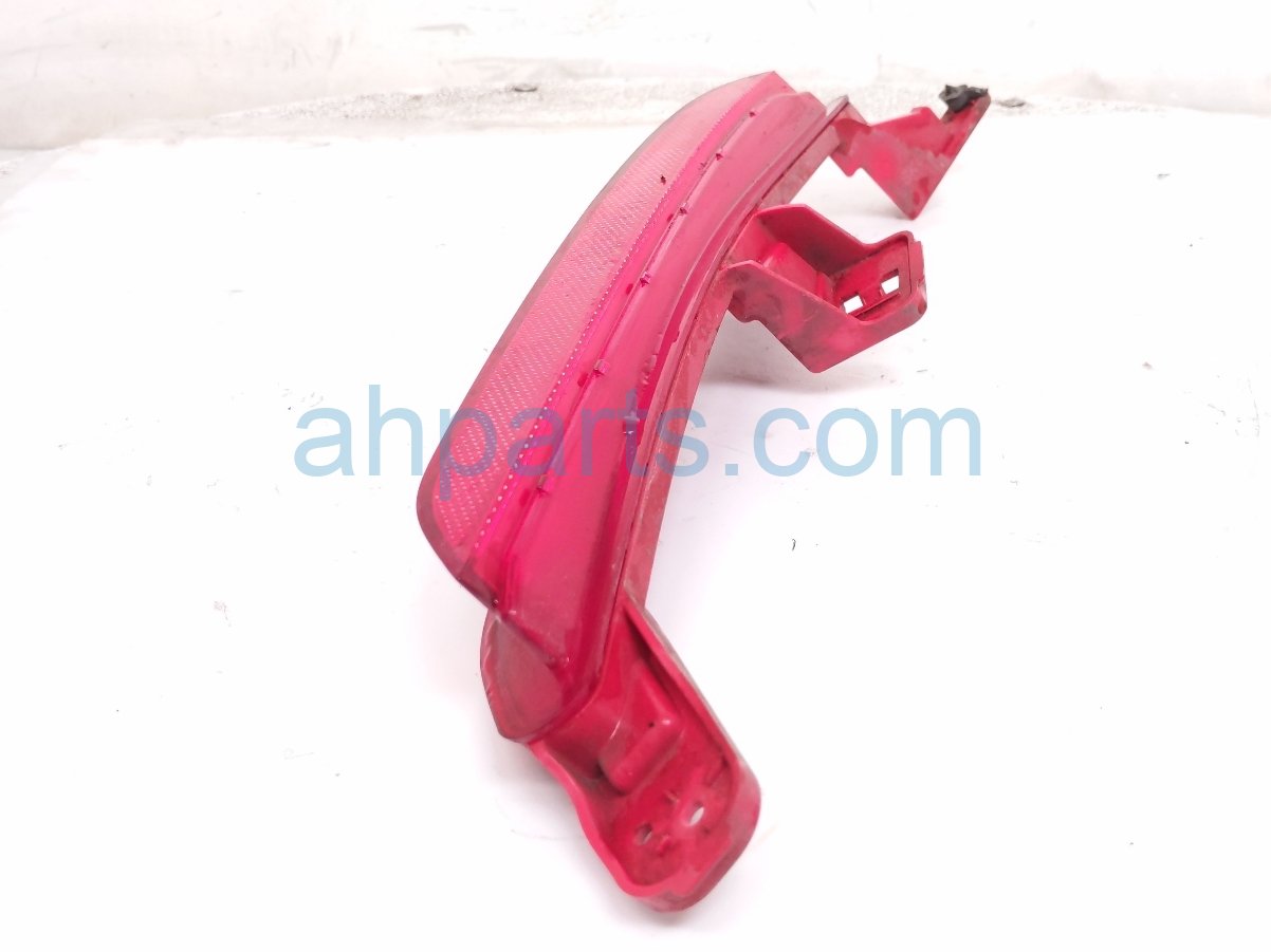 2024 Hyundai Sonata Side Marker Lamp / Light Rear Passenger Bumper Reflector 92406 L1500 Replacement 2024 Hyundai Sonata Side Marker Lamp / Light Rear Passenger Bumper Reflector 92406 L1500 Replacement thumbnail