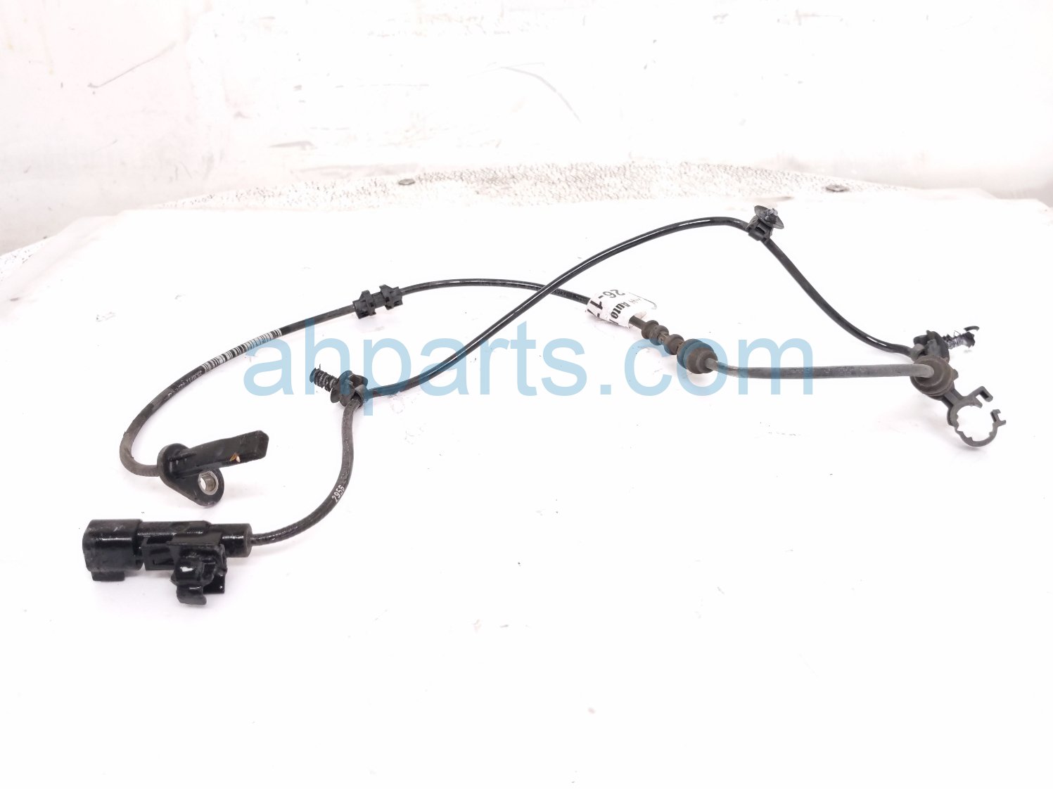 2017 Chevy Malibu Front Passenger Abs Wheel Speed Sensor 1.5l 84700119 Replacement 2017 Chevy Malibu Front Passenger Abs Wheel Speed Sensor 1.5l 84700119 Replacement thumbnail