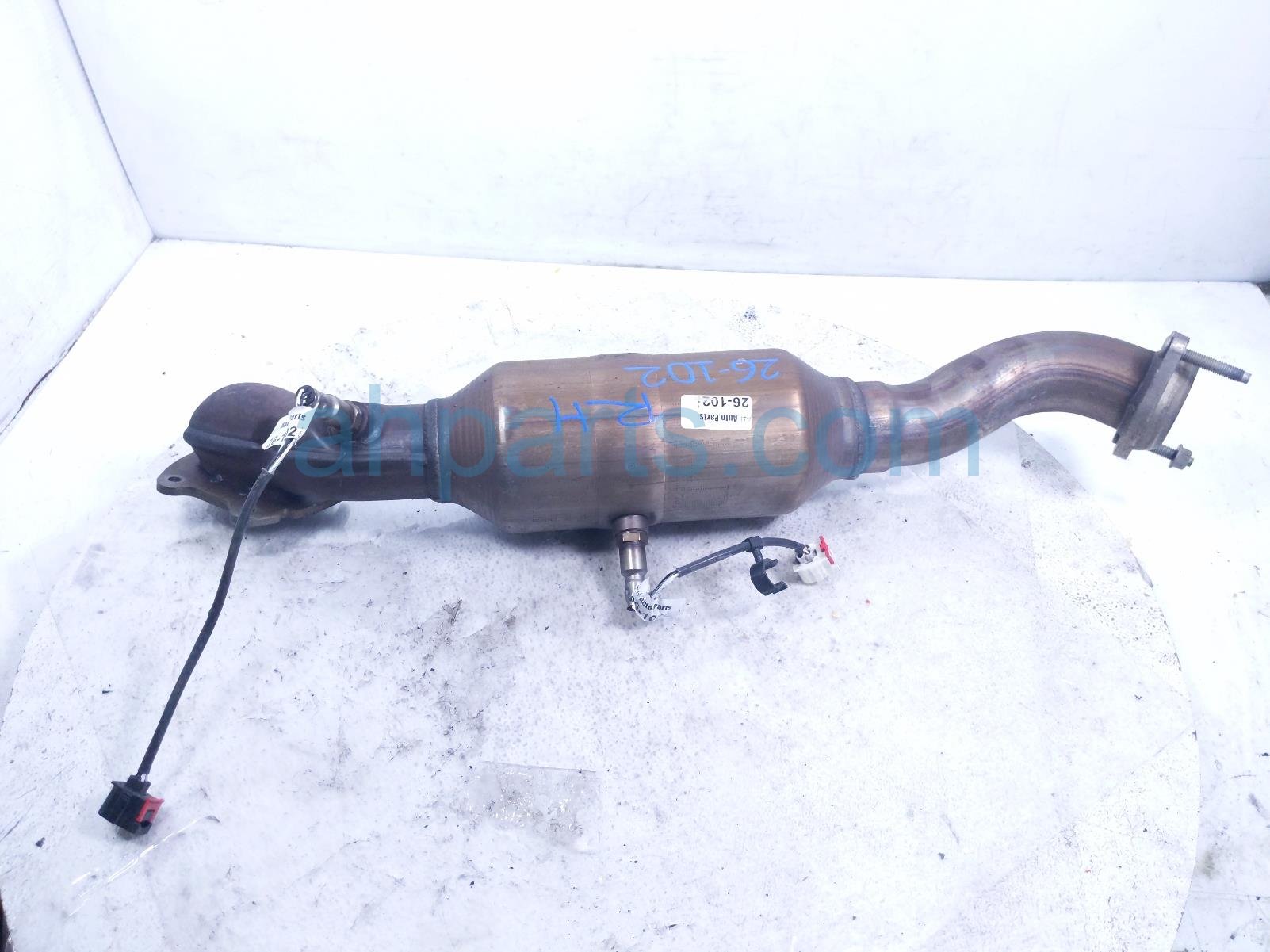Passenger CATALYTIC CONVERTER - 3.6L 4X2