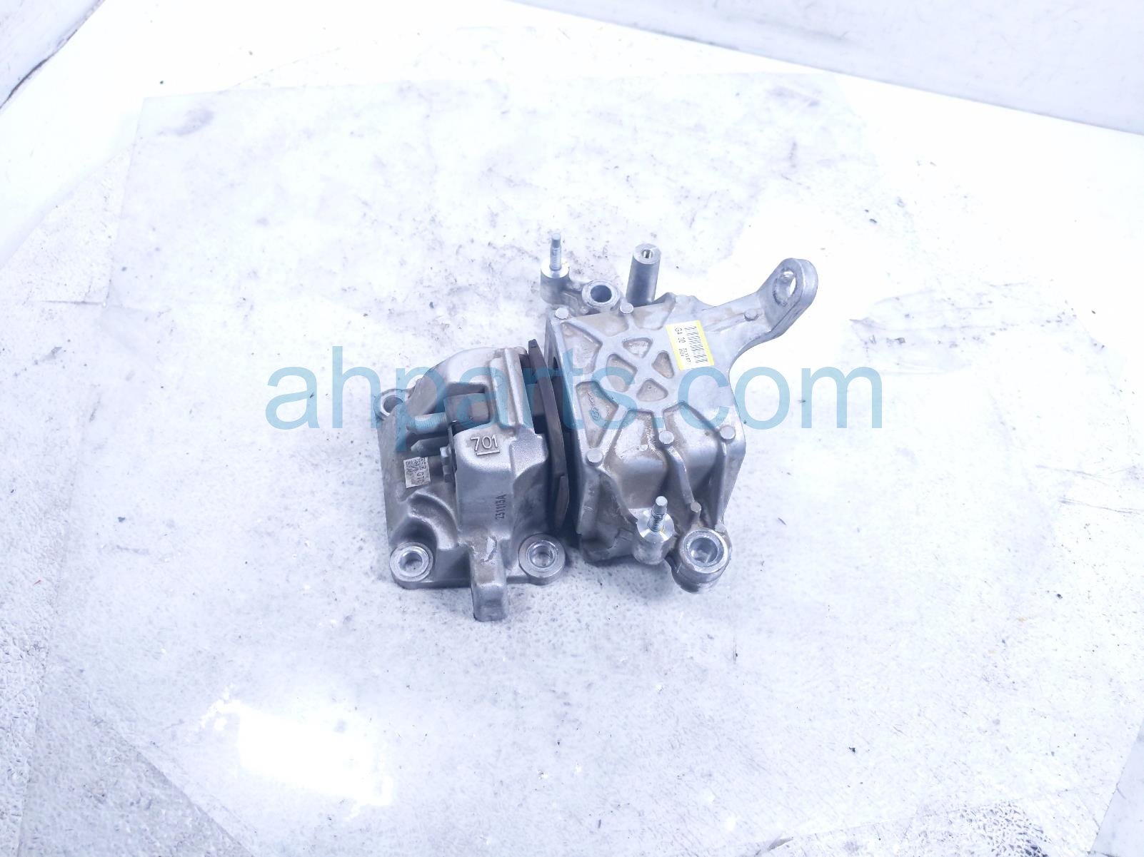2024 Hyundai Sonata Engine/motor Driver Engine Mount 2.5l Fwd 21830 N1350 Replacement 2024 Hyundai Sonata Engine/motor Driver Engine Mount 2.5l Fwd 21830 N1350 Replacement thumbnail