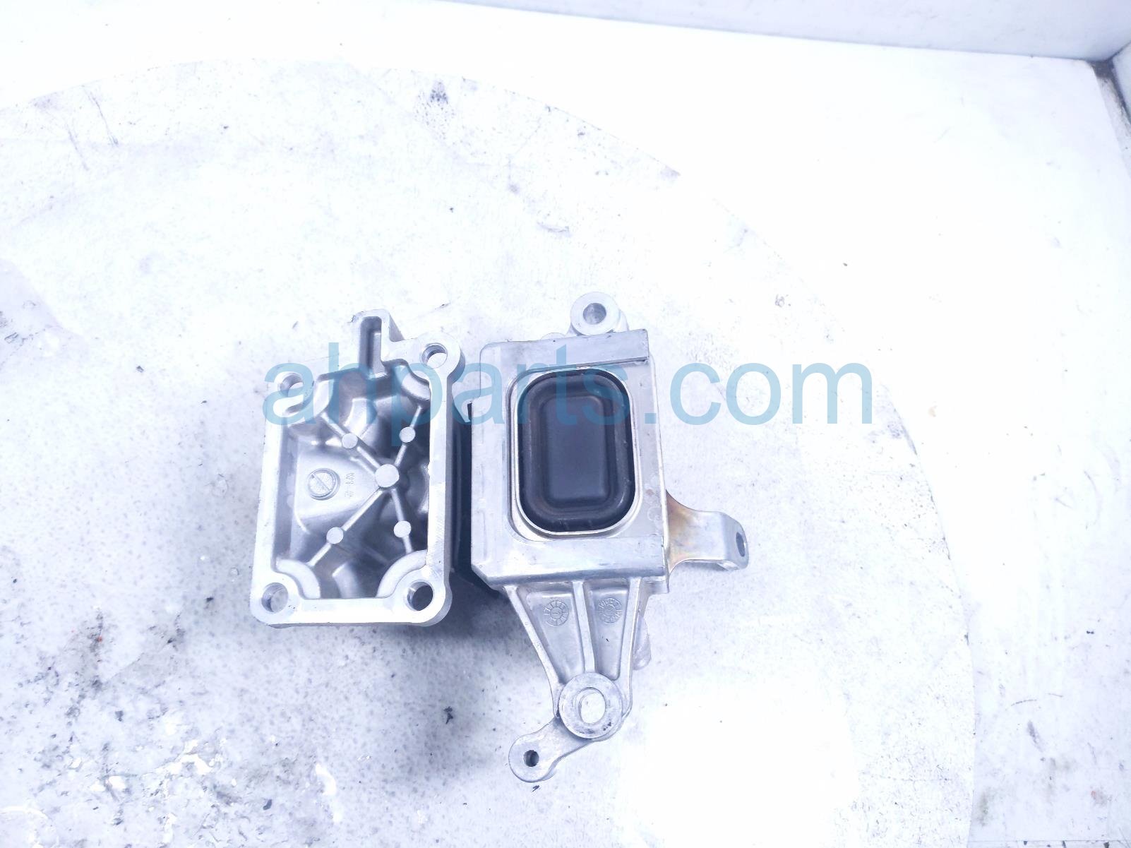 2024 Hyundai Sonata Engine/motor Driver Engine Mount 2.5l Fwd 21830 N1350 Replacement 2024 Hyundai Sonata Engine/motor Driver Engine Mount 2.5l Fwd 21830 N1350 Replacement thumbnail