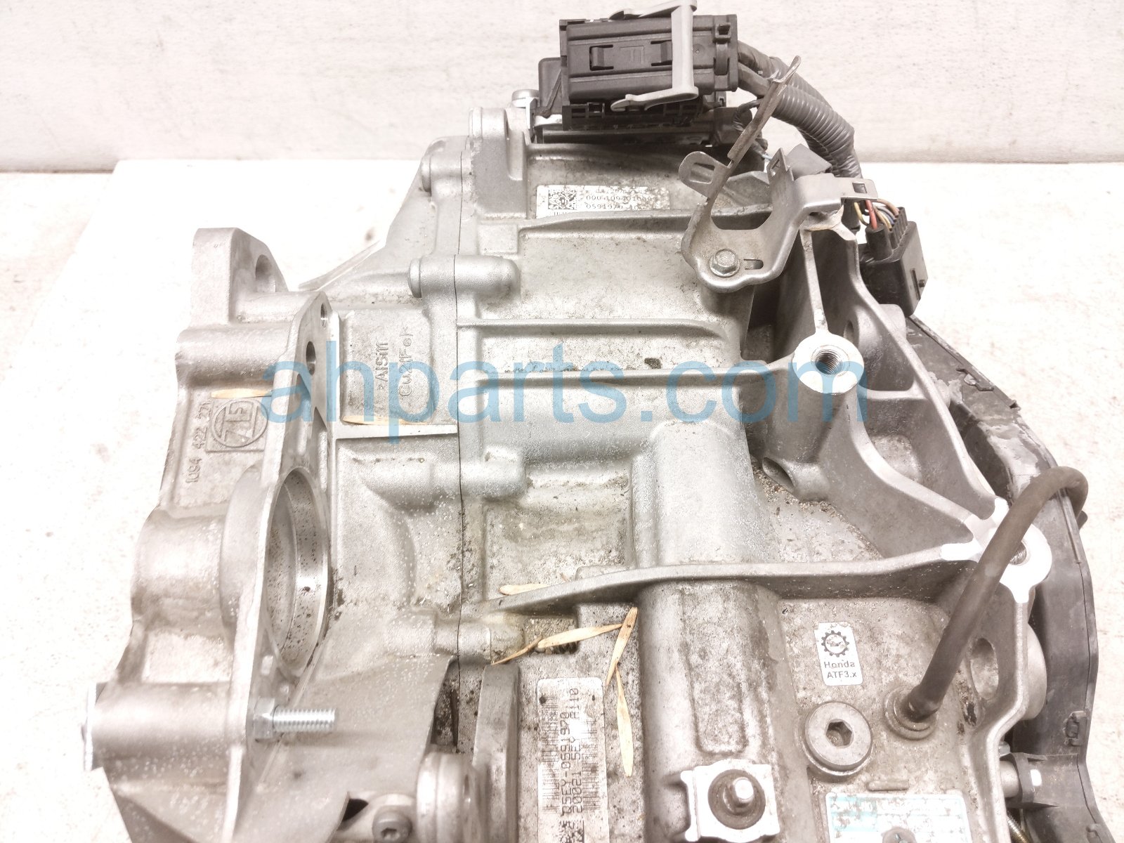 2020 Honda Pilot Automatic Transmission = 73k Mi 06201 5EY A33 Replacement 2020 Honda Pilot Automatic Transmission = 73k Mi 06201 5EY A33 Replacement thumbnail