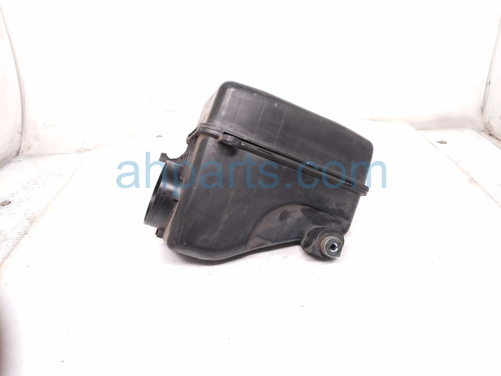 Honda AIR CLEANER INTAKE BOX