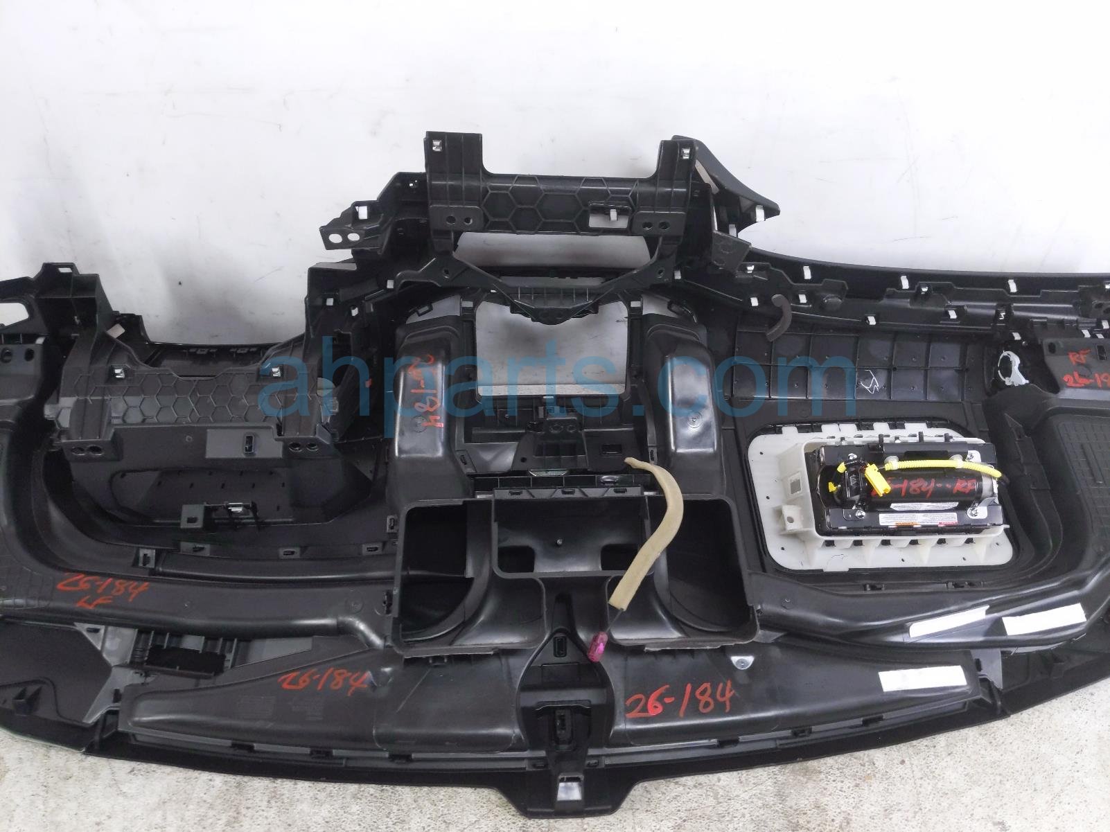 2020 Honda Pilot Dashboard W/ Airbag 77100 TG7 A12ZA Replacement 2020 Honda Pilot Dashboard W/ Airbag 77100 TG7 A12ZA Replacement thumbnail