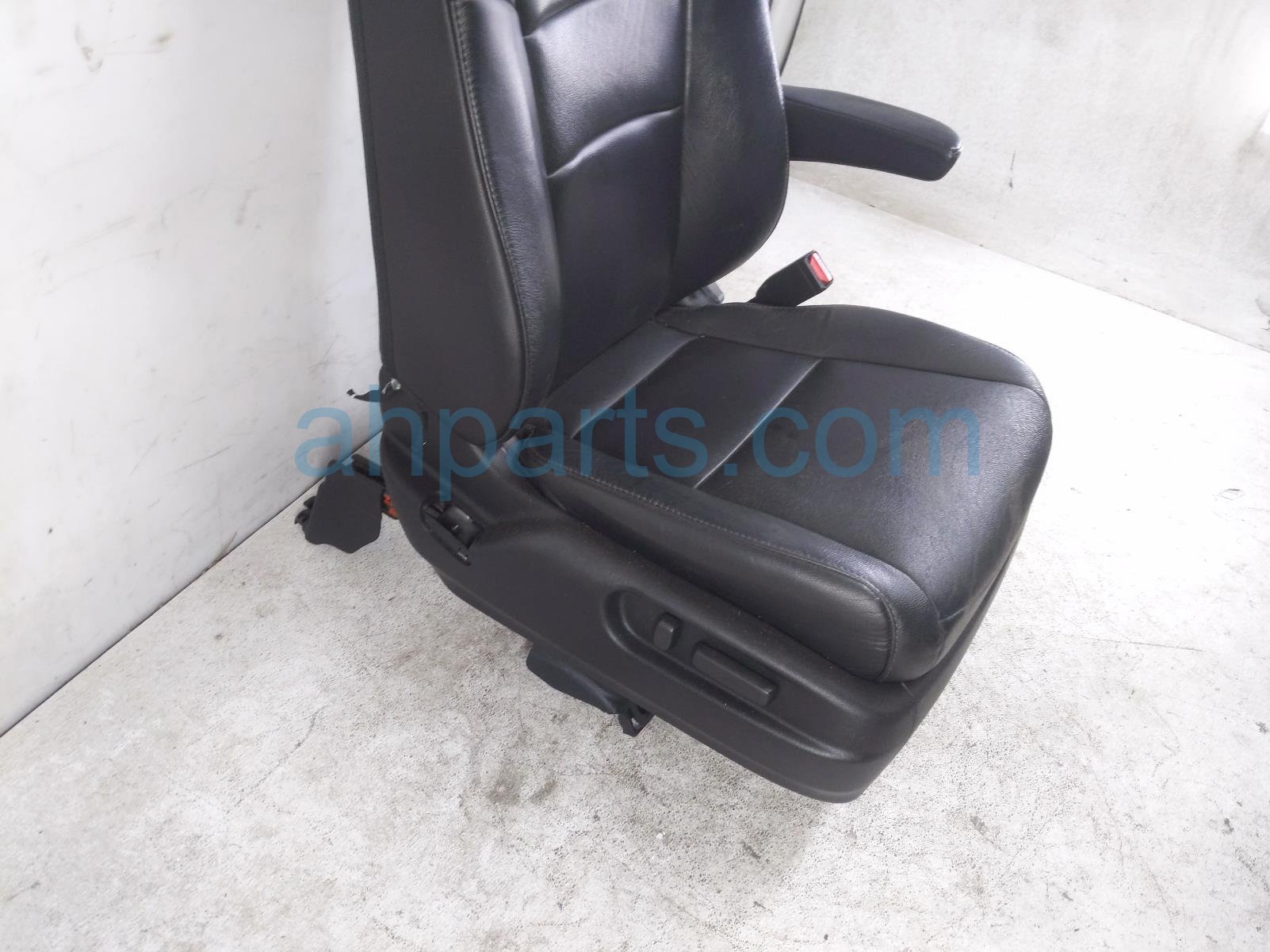 2020 Honda Pilot Front Passenger Seat Black W/o Airbag* 81137 TG7 A32 Replacement 2020 Honda Pilot Front Passenger Seat Black W/o Airbag* 81137 TG7 A32 Replacement thumbnail