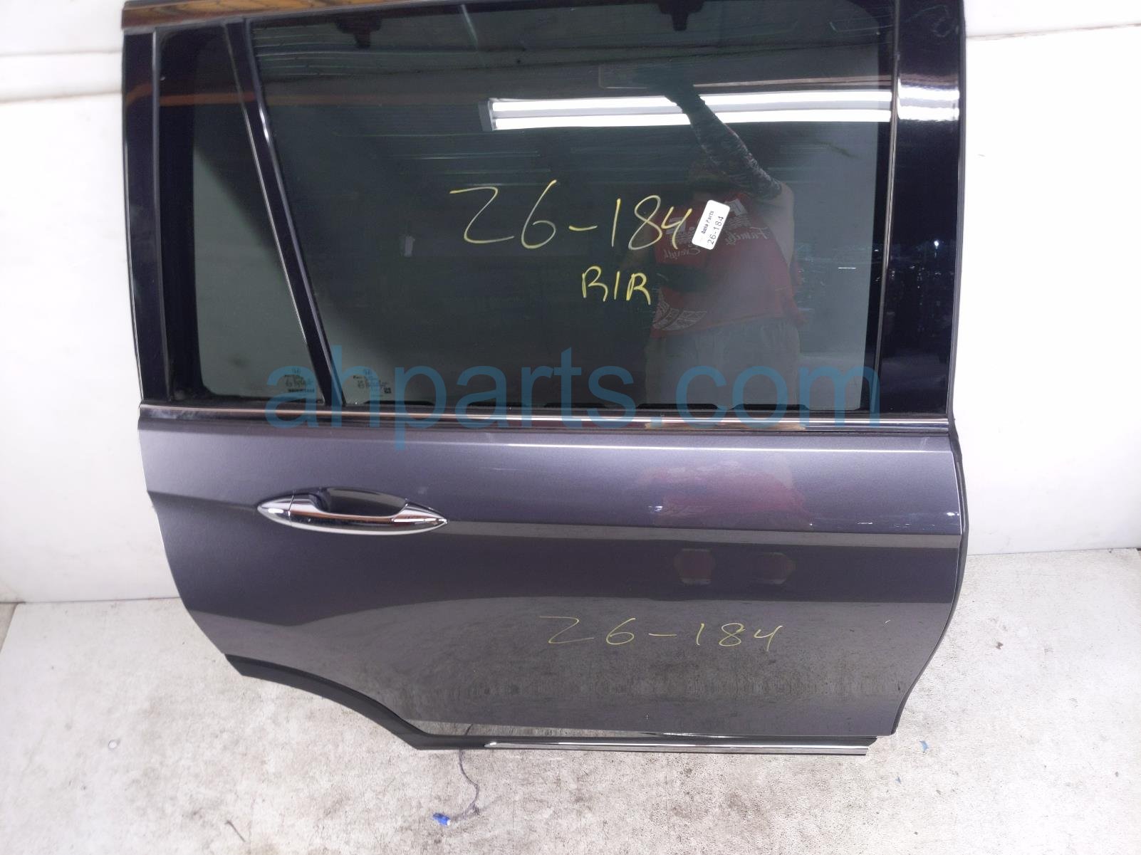 2020 Honda Pilot Rear Passenger Door Grey No Inside Trim 67510 TG7 A11ZZ Replacement 2020 Honda Pilot Rear Passenger Door Grey No Inside Trim 67510 TG7 A11ZZ Replacement thumbnail