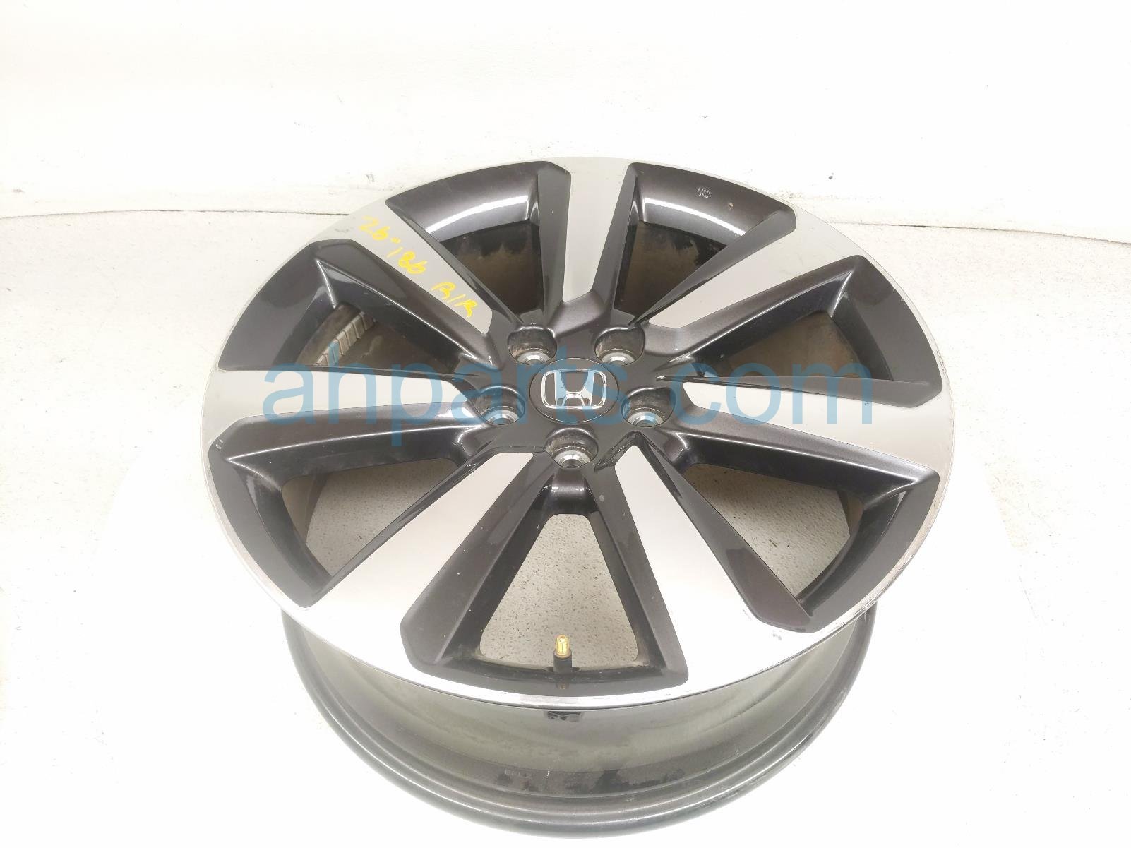 Honda RR/RH WHEEL / RIM
