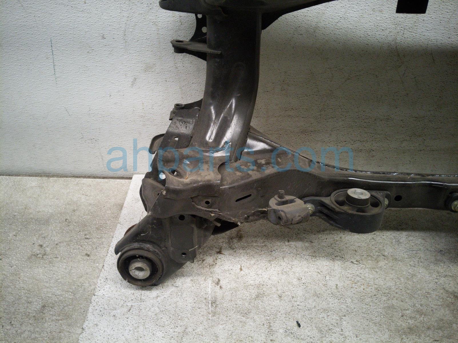 2025 Honda Pilot Crossmember Rear Sub Frame / Cradle 50300 T90 A02 Replacement 2025 Honda Pilot Crossmember Rear Sub Frame / Cradle 50300 T90 A02 Replacement thumbnail