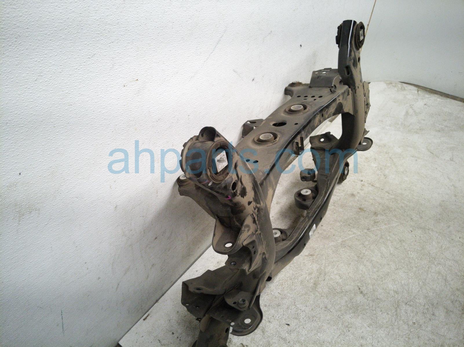 2025 Honda Pilot Crossmember Rear Sub Frame / Cradle 50300 T90 A02 Replacement 2025 Honda Pilot Crossmember Rear Sub Frame / Cradle 50300 T90 A02 Replacement thumbnail