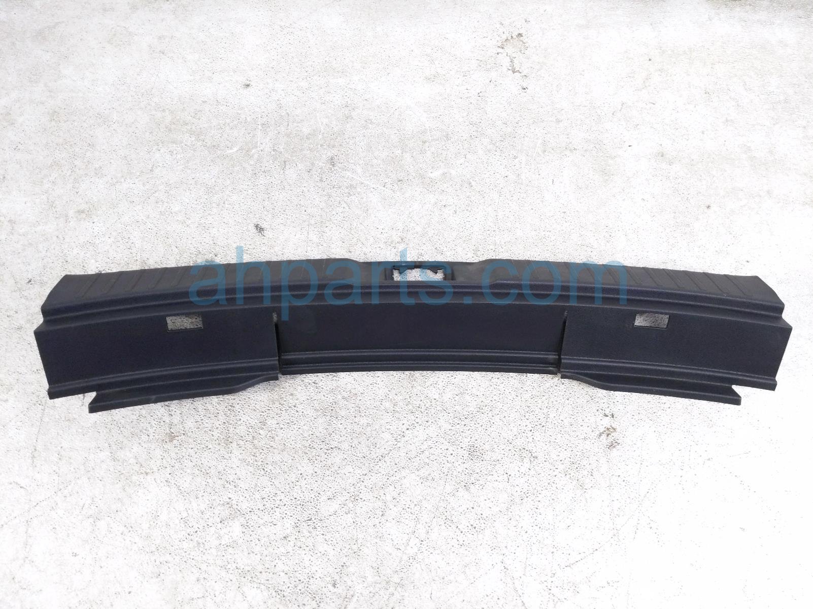 Honda REAR CARGO SILL SCUFF PLATE - BLK