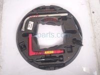 Audi JACK TOOL KIT W/ TRAY & WRENCH Audi JACK TOOL KIT W/ TRAY & WRENCH