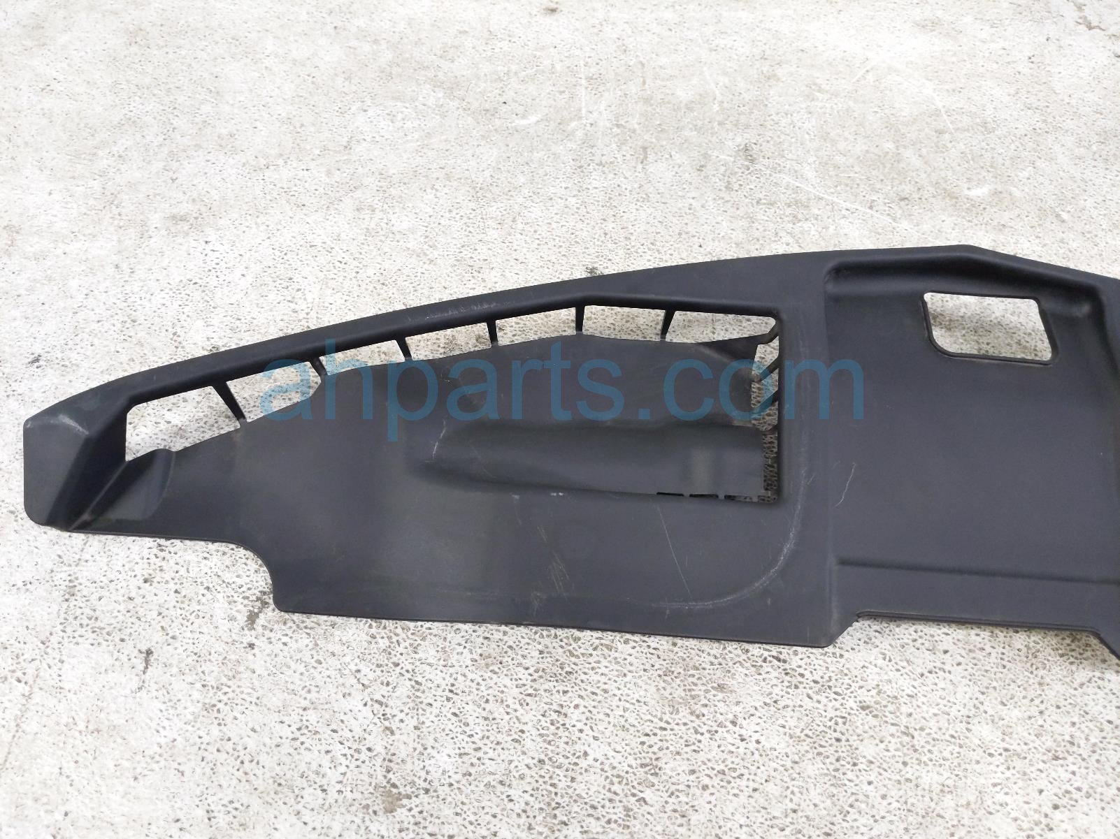 2021 Acura TLX Upper Grille Engine Sight Shield 74117 TGZ A00 Replacement 2021 Acura TLX Upper Grille Engine Sight Shield 74117 TGZ A00 Replacement thumbnail