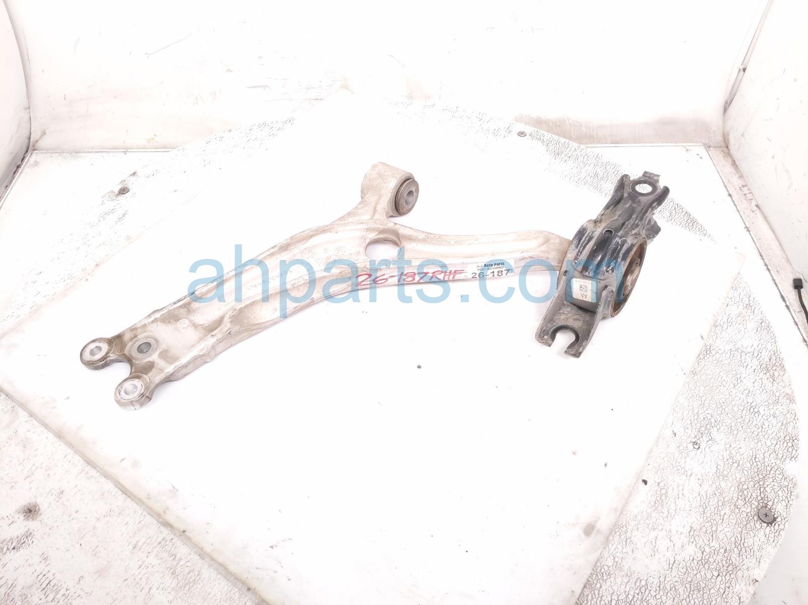 Honda FR/RH LOWER CONTROL ARM