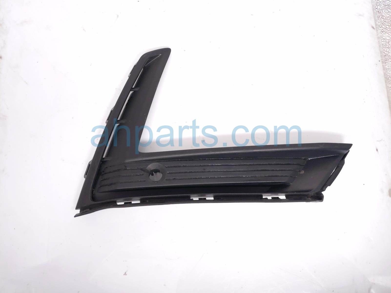 2025 Honda CR V Front Bumper Garnish Red 71140 3A0 A20 Replacement 2025 Honda CR V Front Bumper Garnish Red 71140 3A0 A20 Replacement