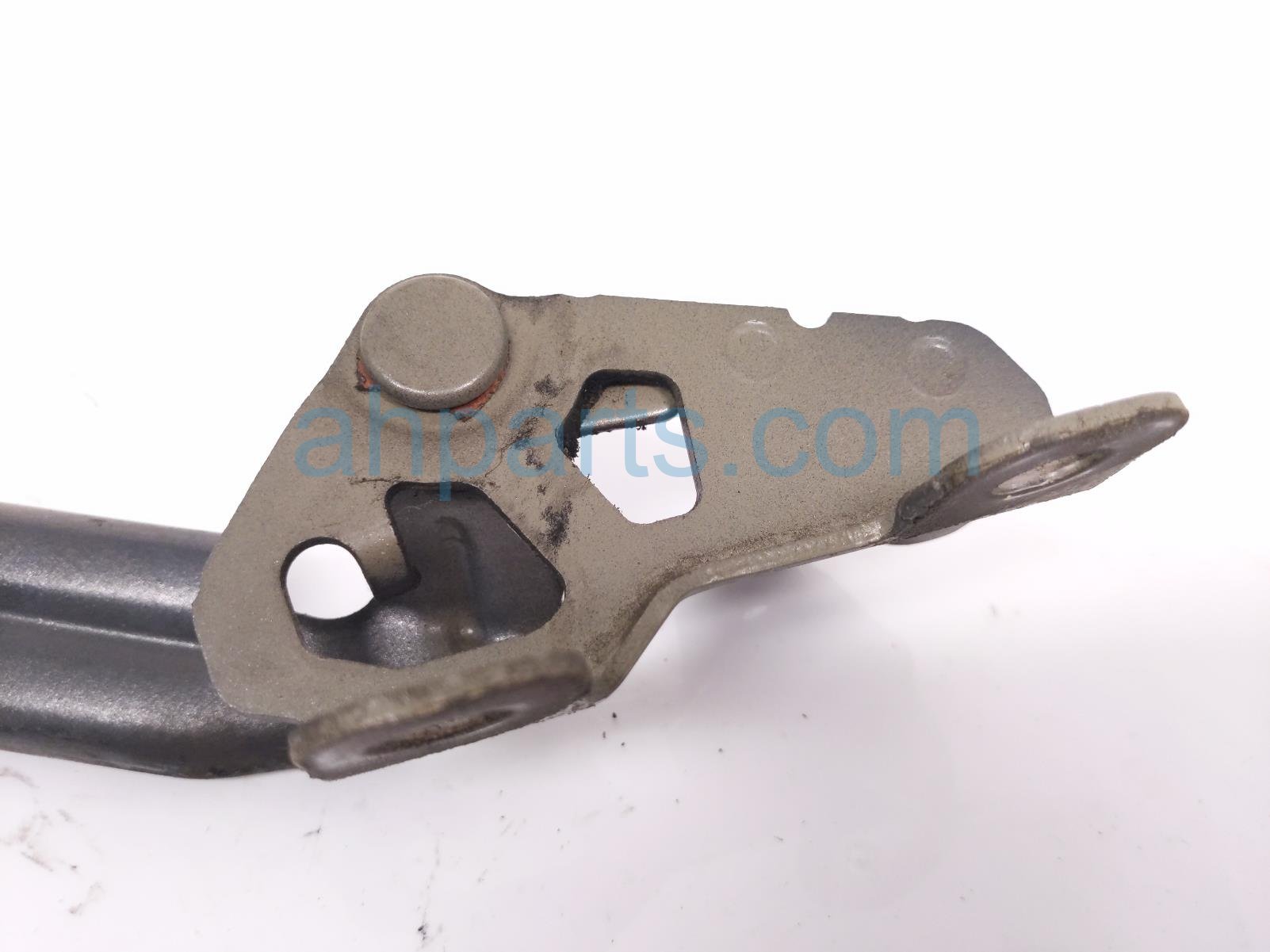 2020 Honda Odyssey Driver Hood Hinge Grey 60170 THR A00ZZ Replacement 2020 Honda Odyssey Driver Hood Hinge Grey 60170 THR A00ZZ Replacement thumbnail